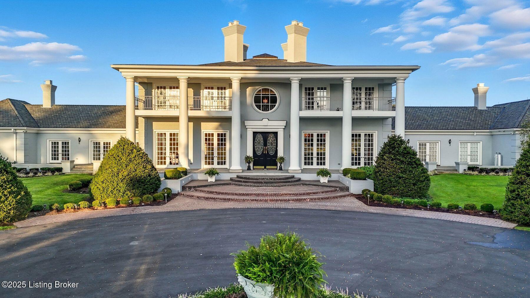 1700 Park Shore Rd