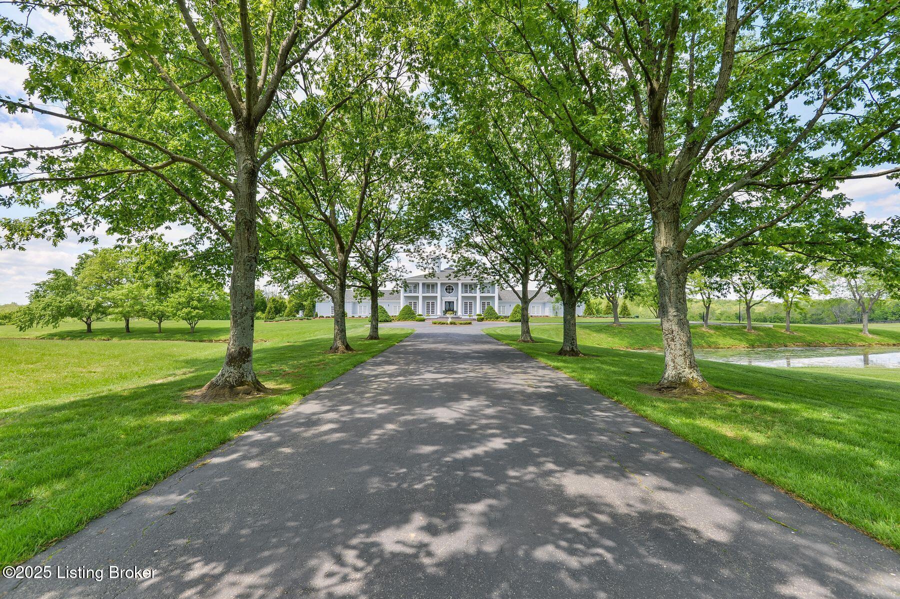 1700 Park Shore Rd