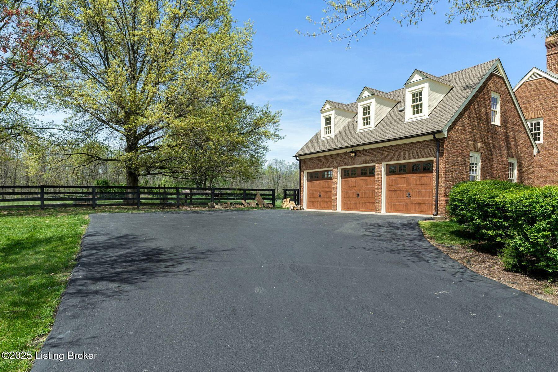 2064 Long Run Rd