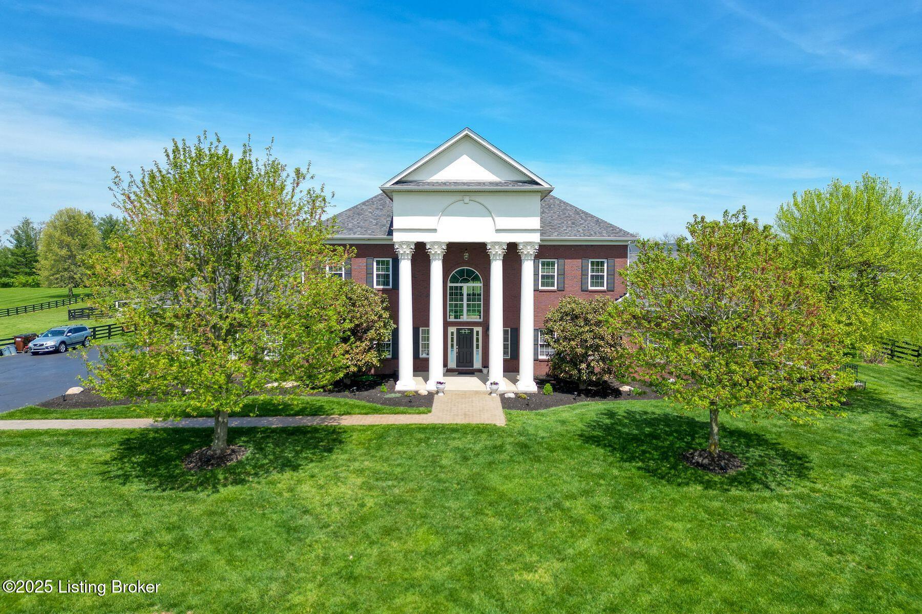 454 Veechdale Rd