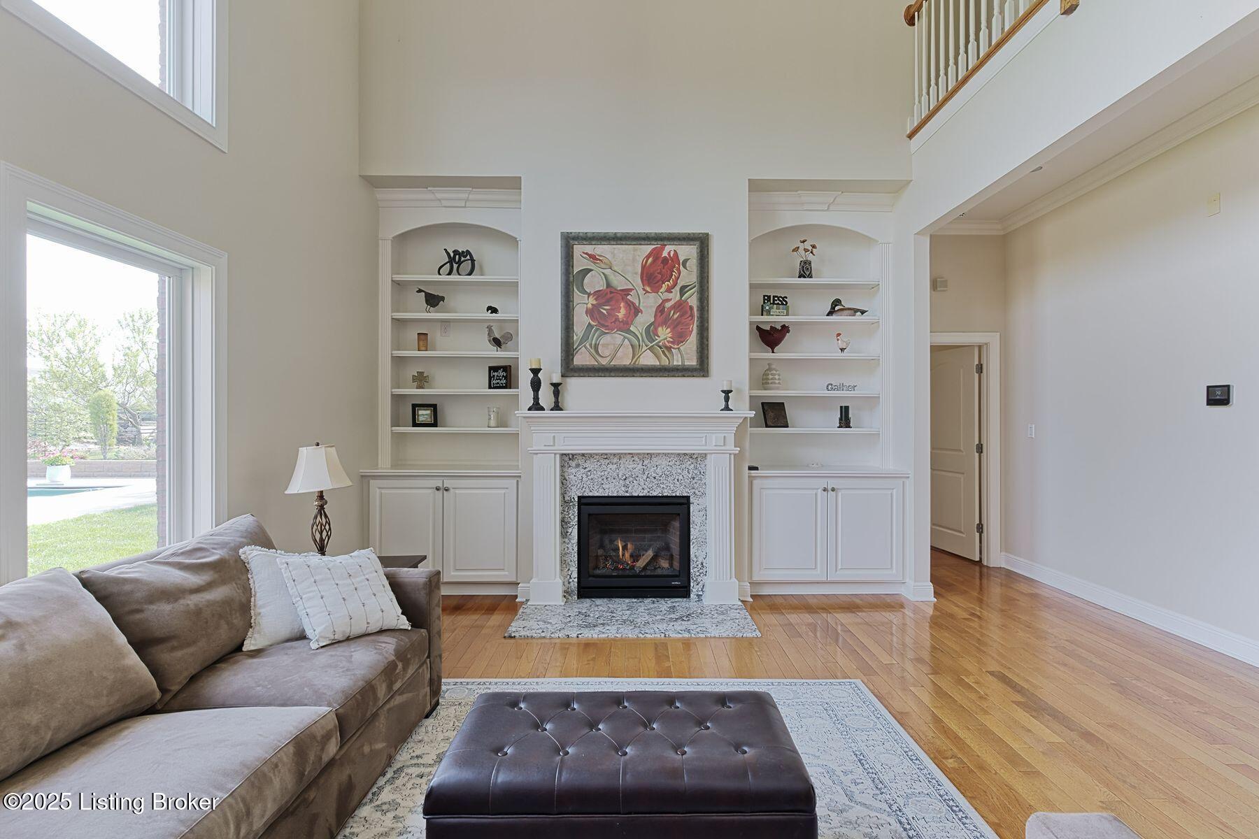 454 Veechdale Rd