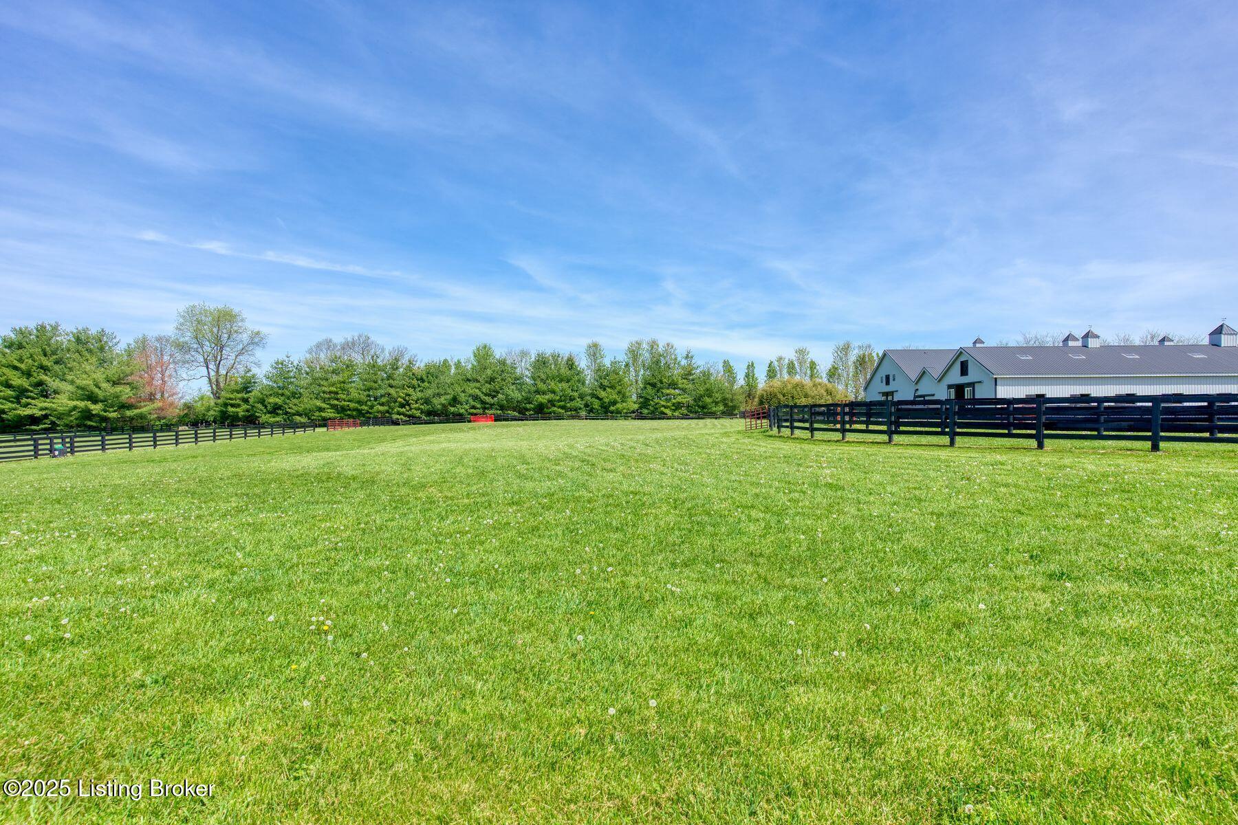 454 Veechdale Rd