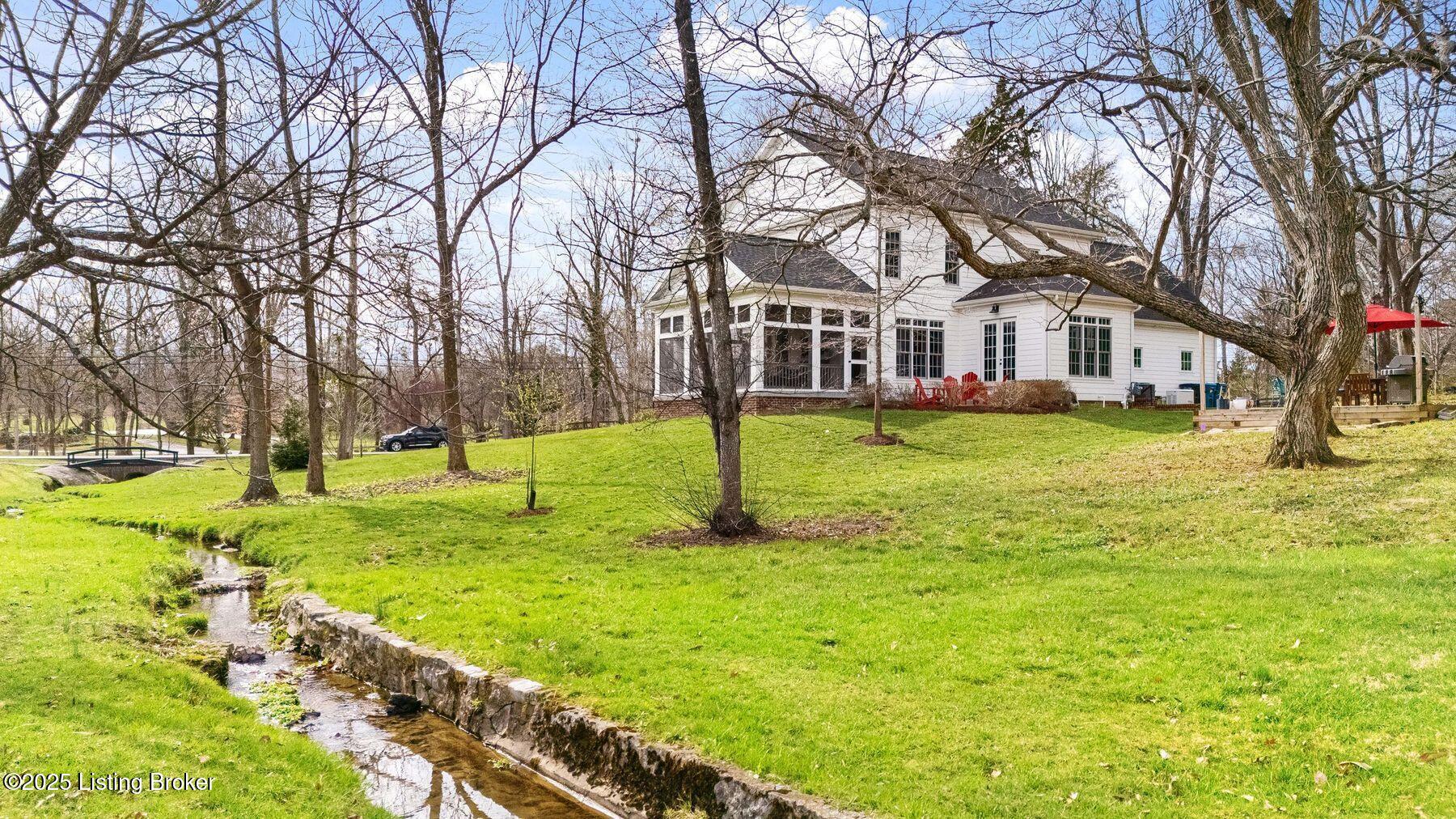11801 Woodland Rd
