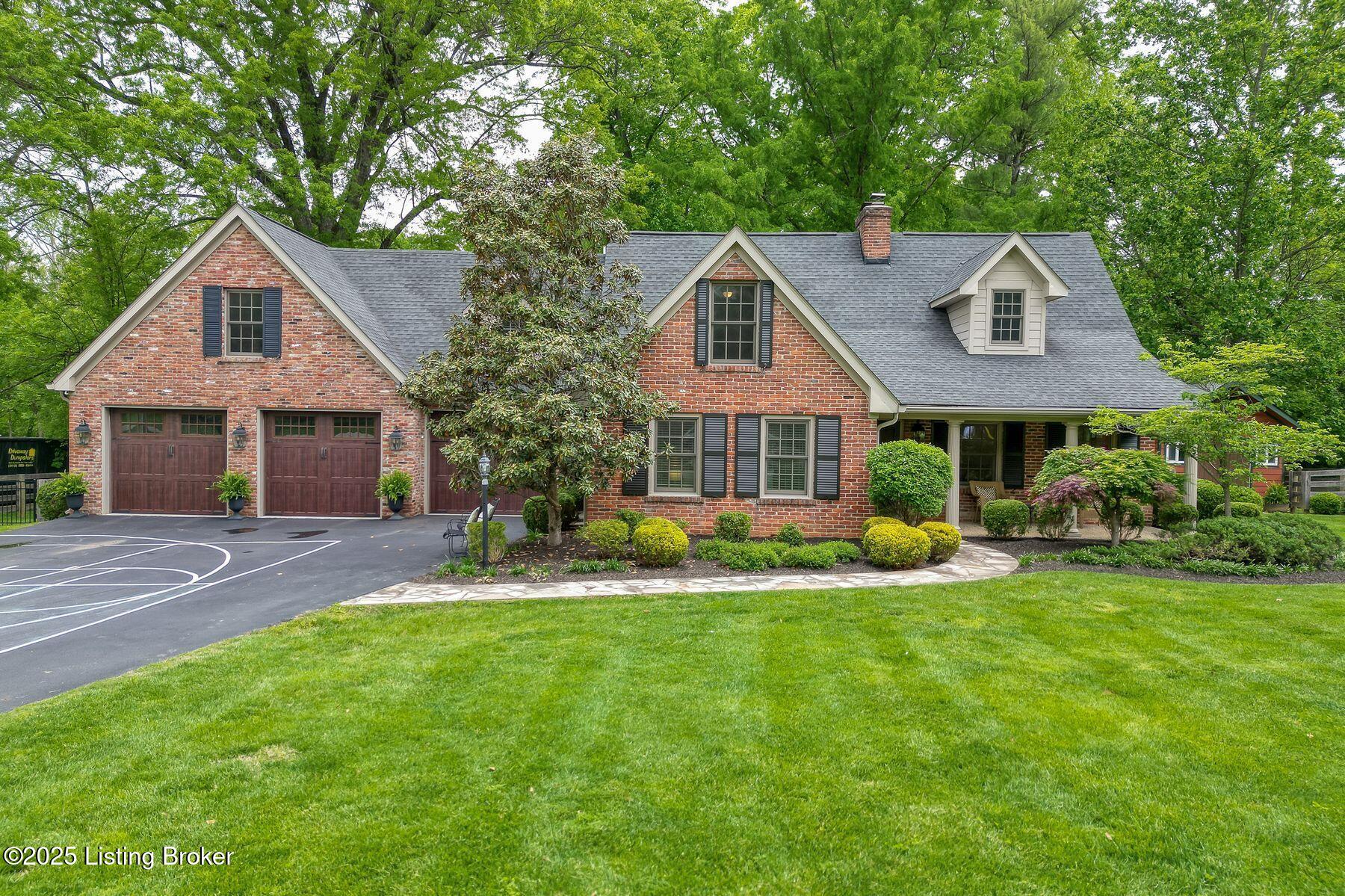 12209 Locust Ln