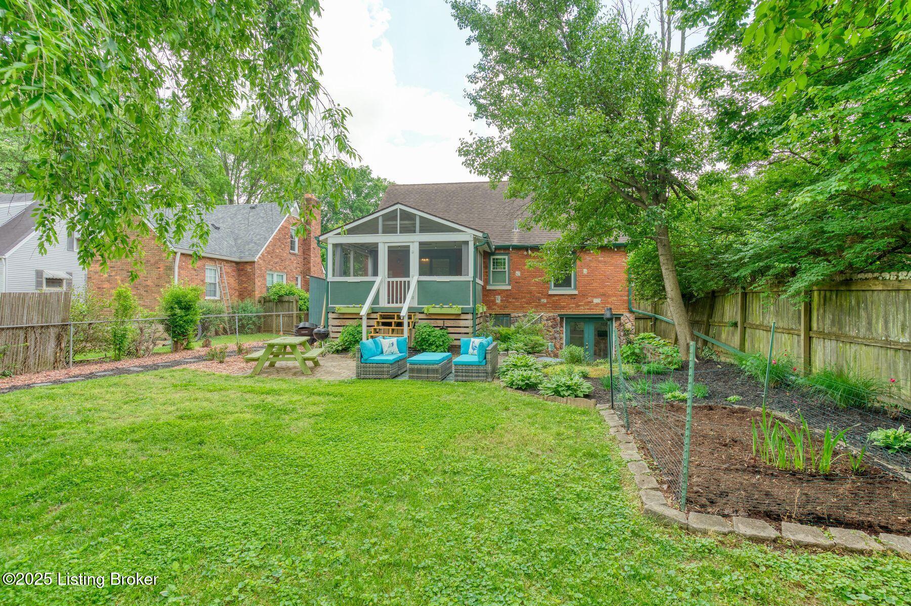 4047 Richland Ave