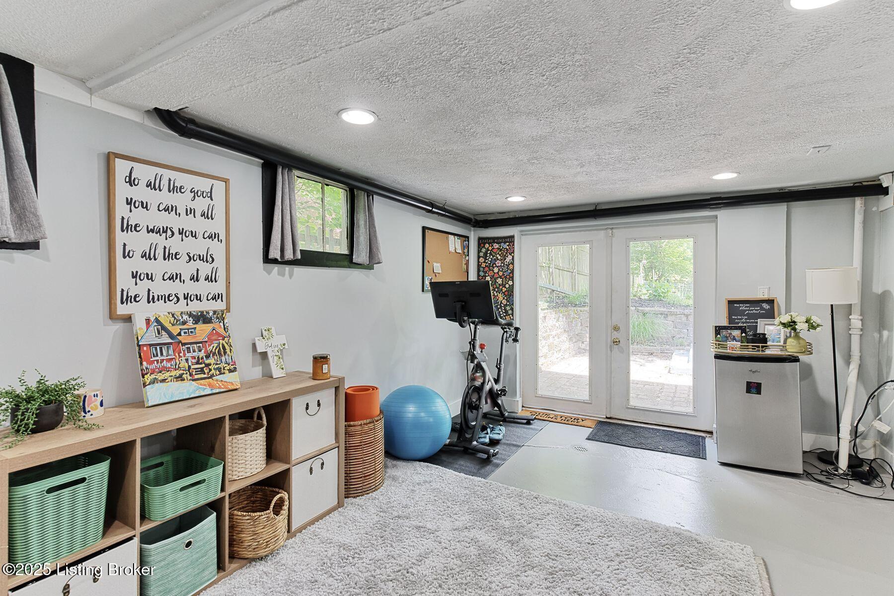 4047 Richland Ave