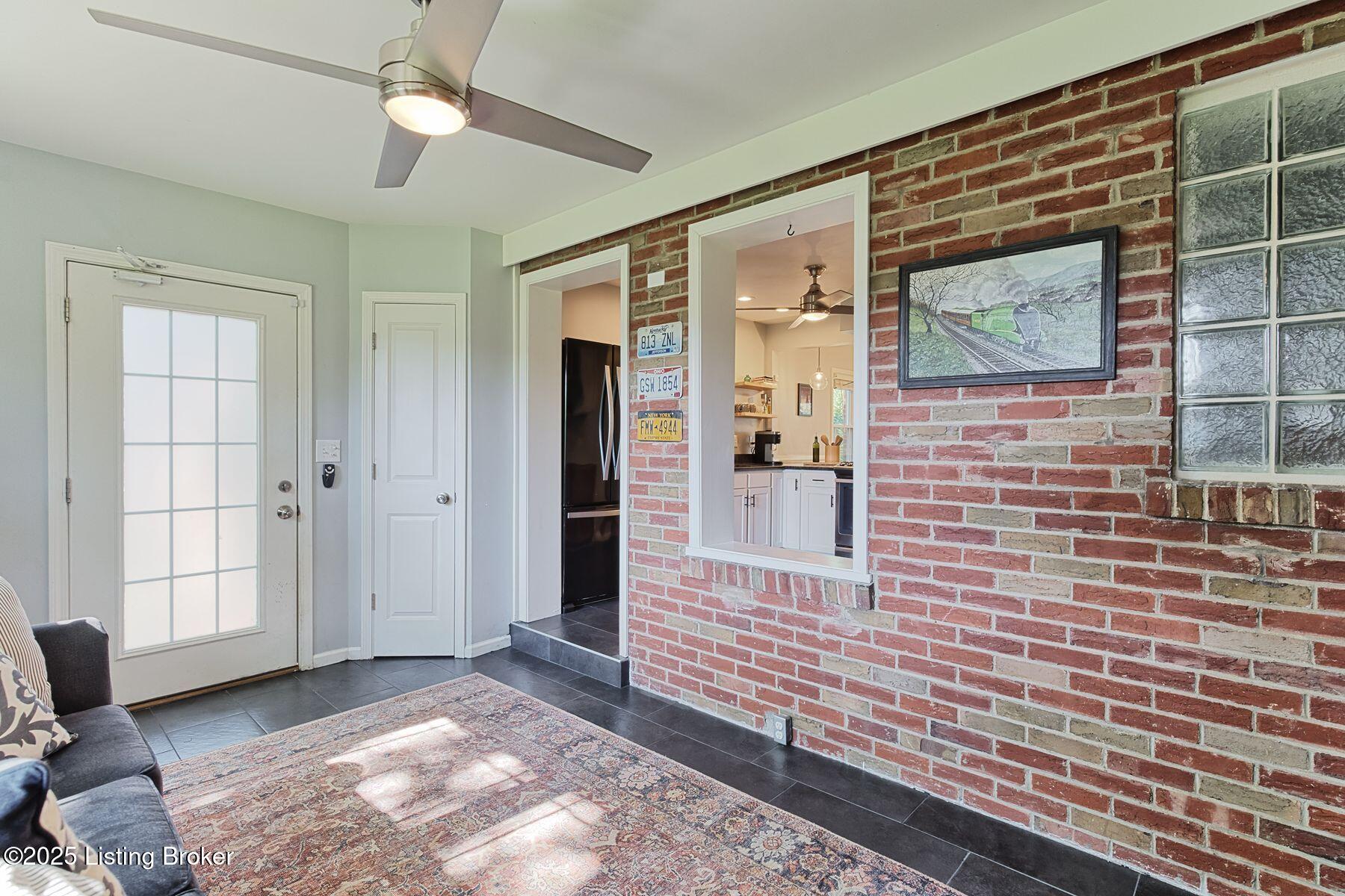 209 Merriman Rd