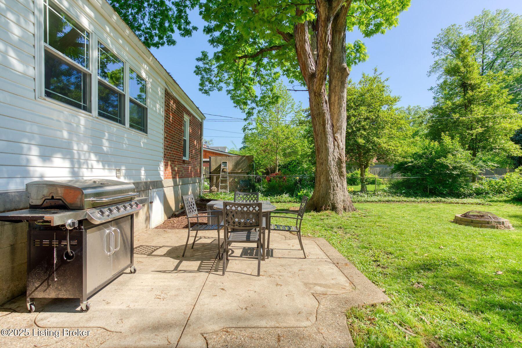 209 Merriman Rd