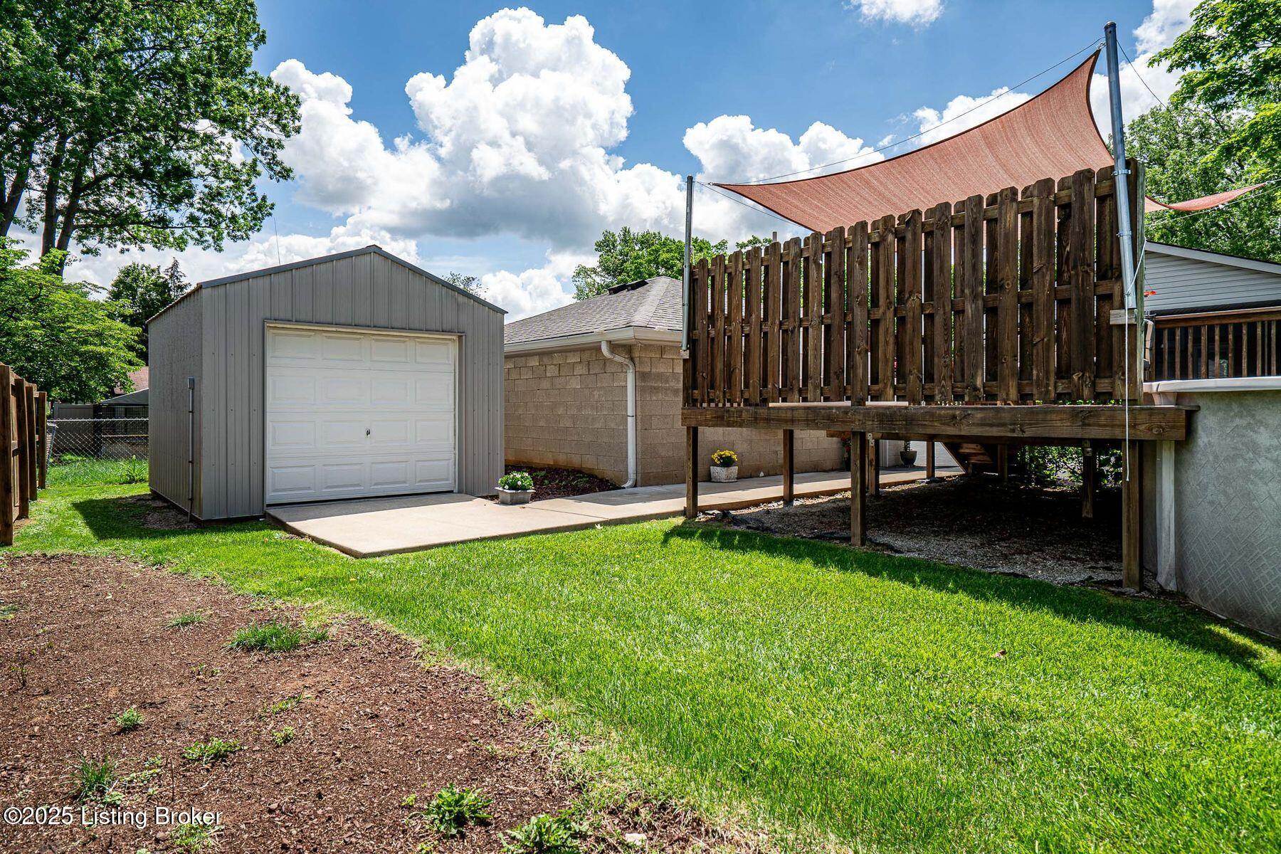 8703 Waltlee Rd