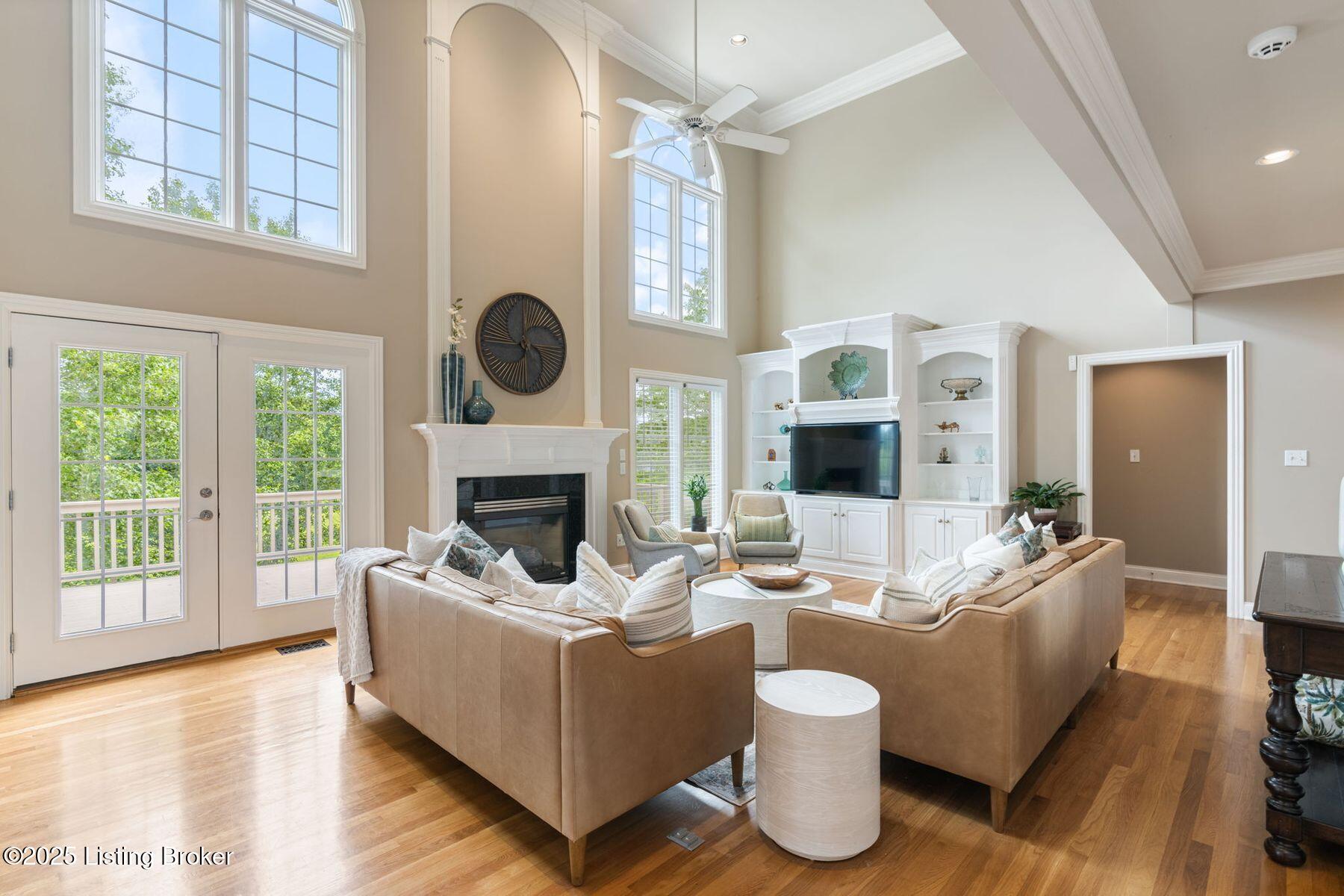 12711 Crestmoor Cir