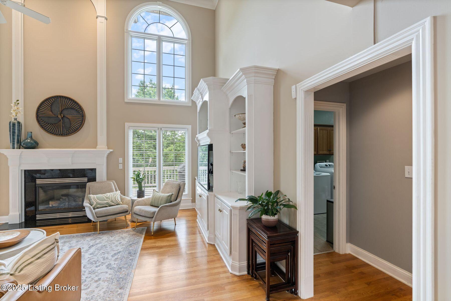 12711 Crestmoor Cir