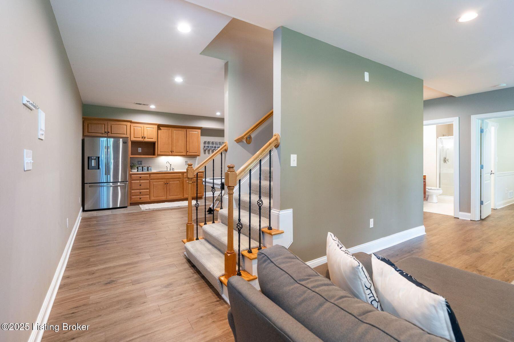 12711 Crestmoor Cir