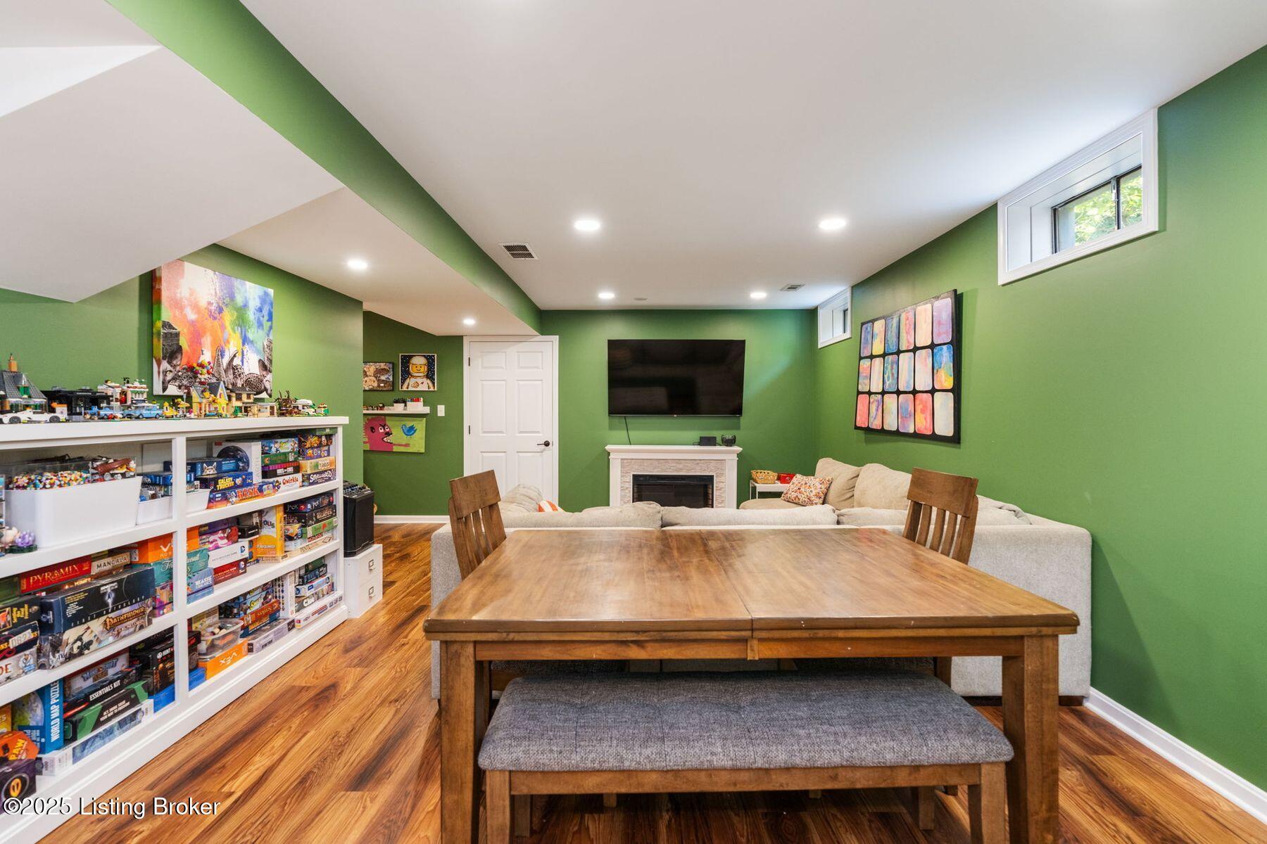 4002 Rock Bay Dr