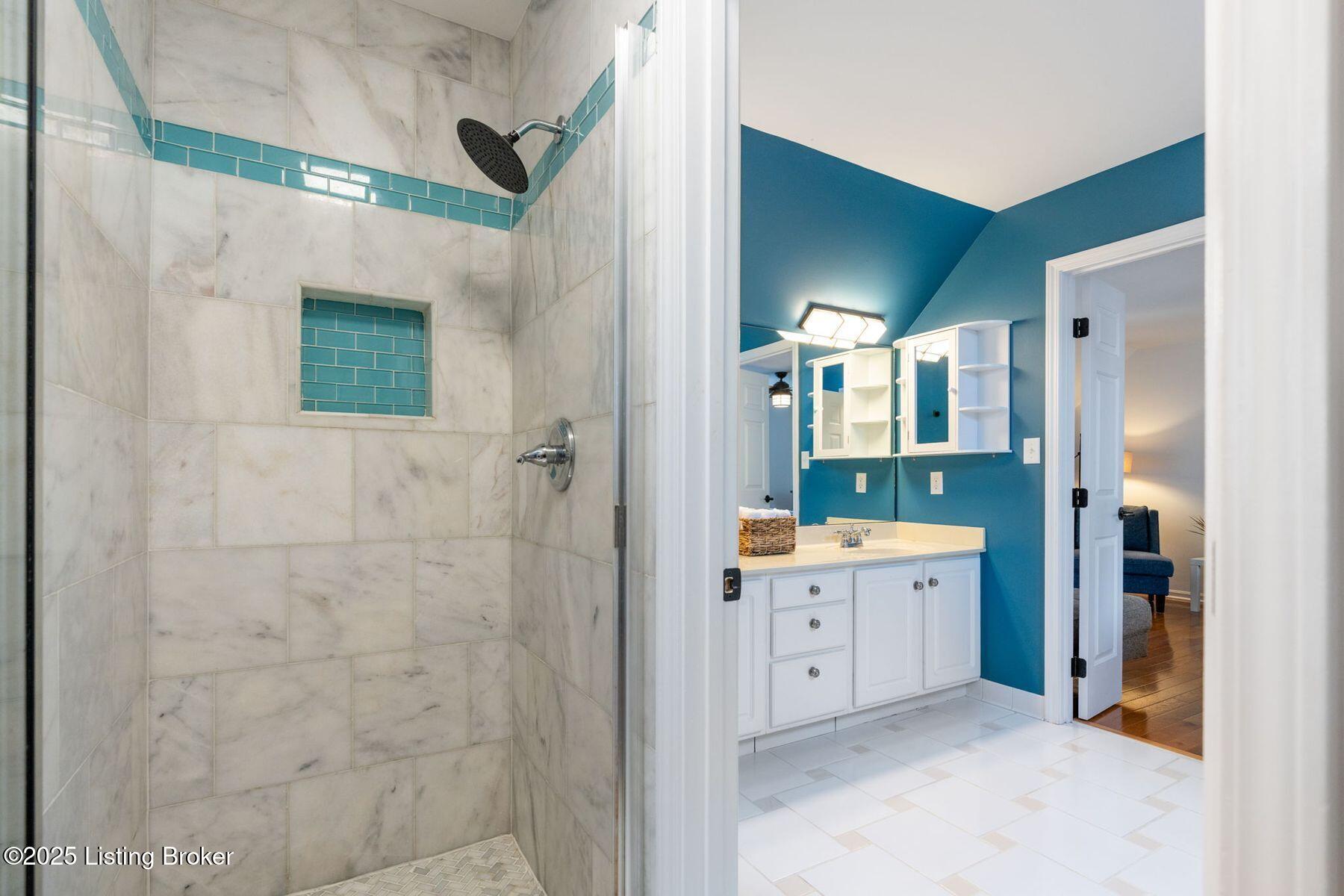 4002 Rock Bay Dr