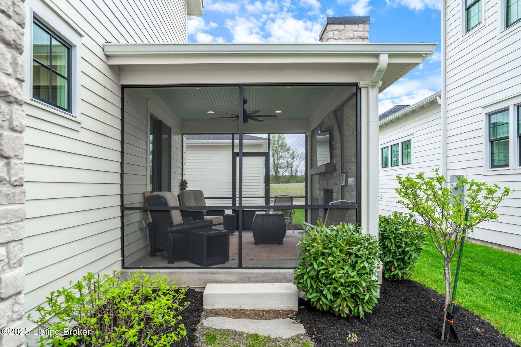 11413 River Beauty Loop