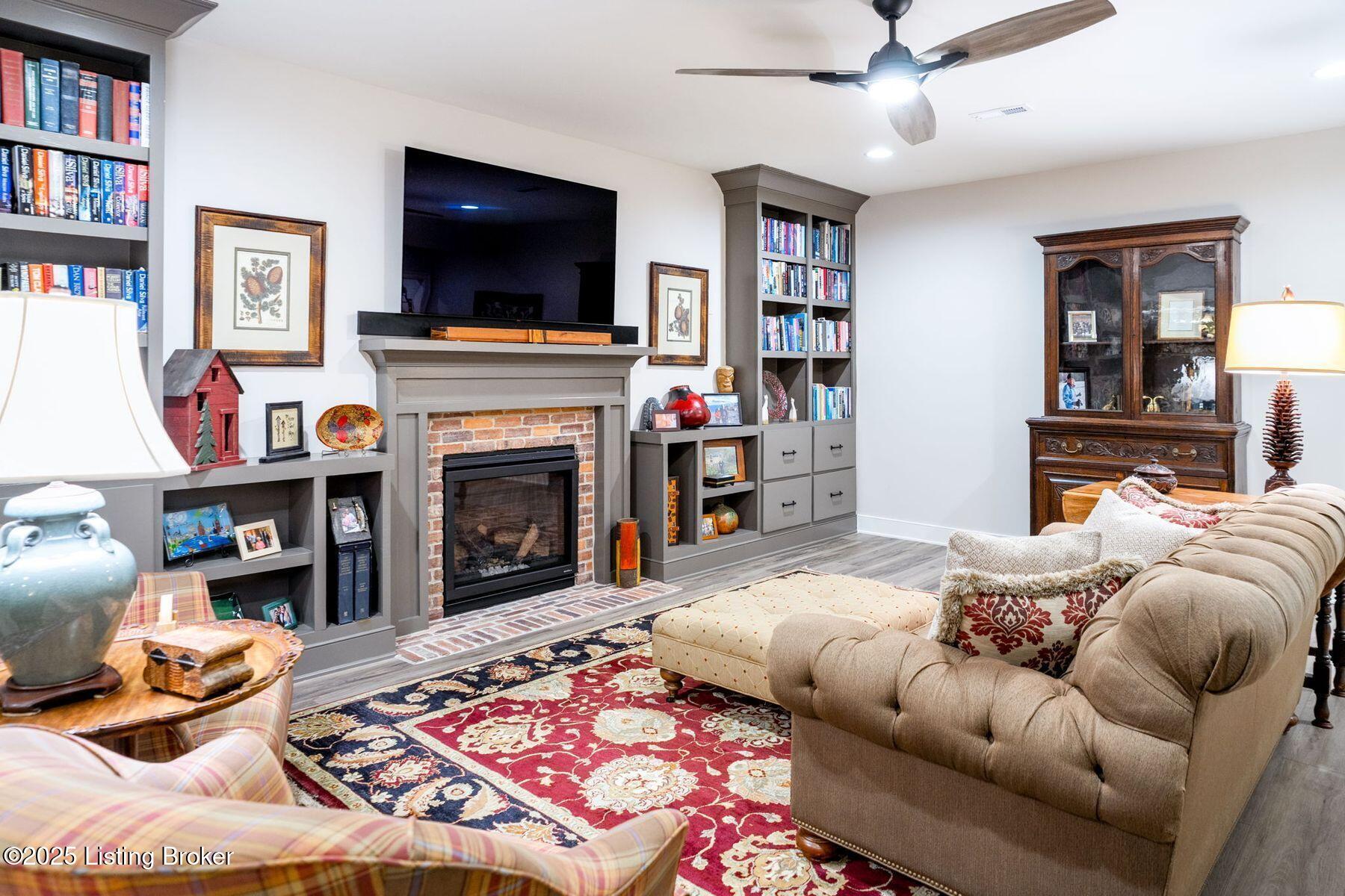 11413 River Beauty Loop