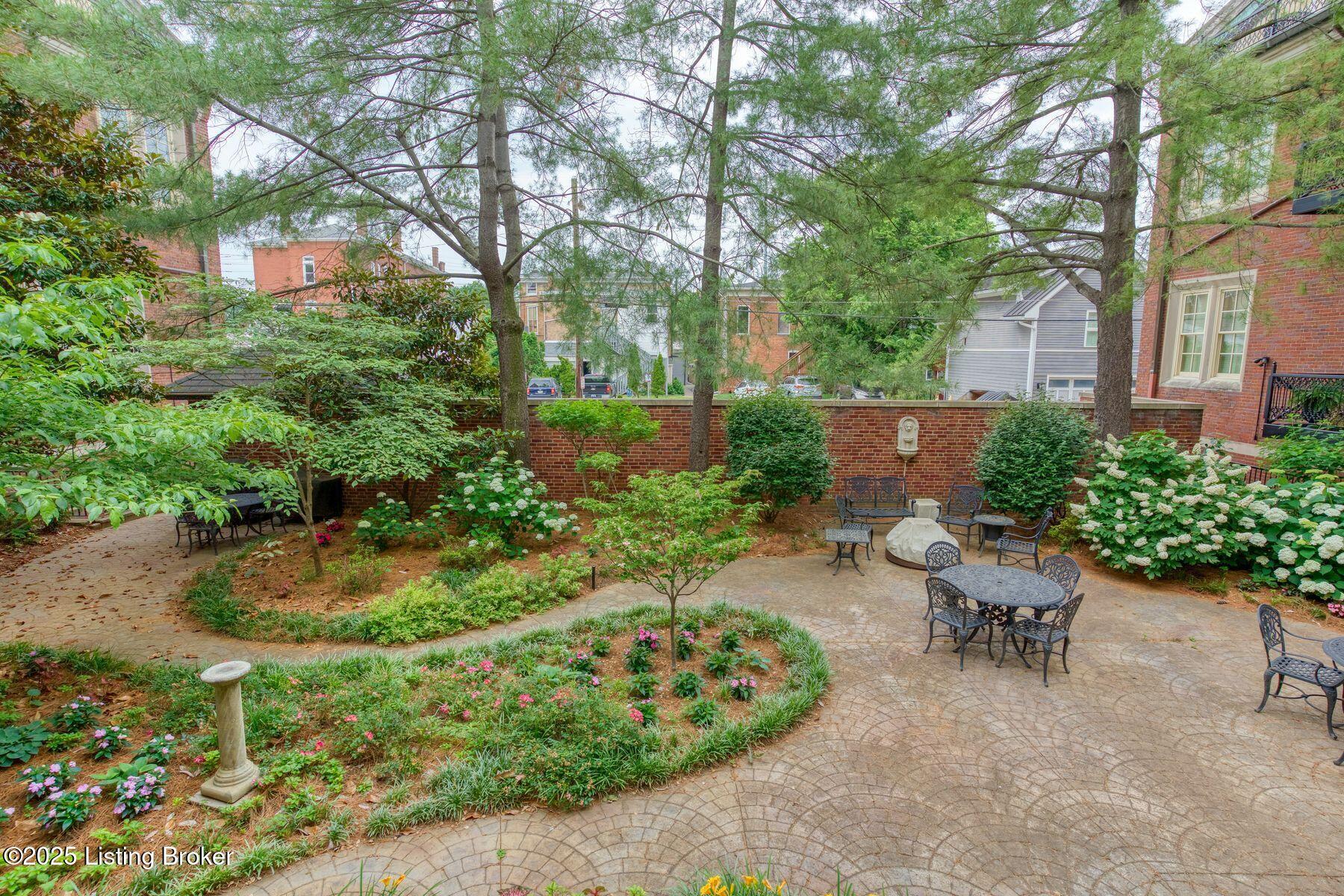 966 Cherokee Rd 303