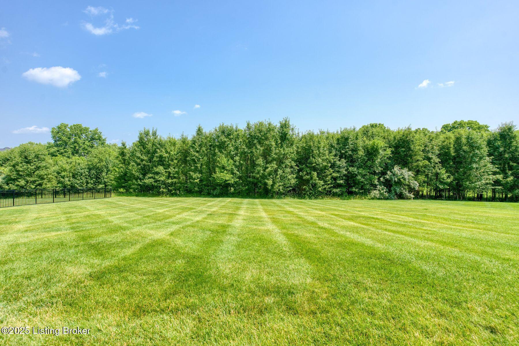 12717 Crestmoor Cir