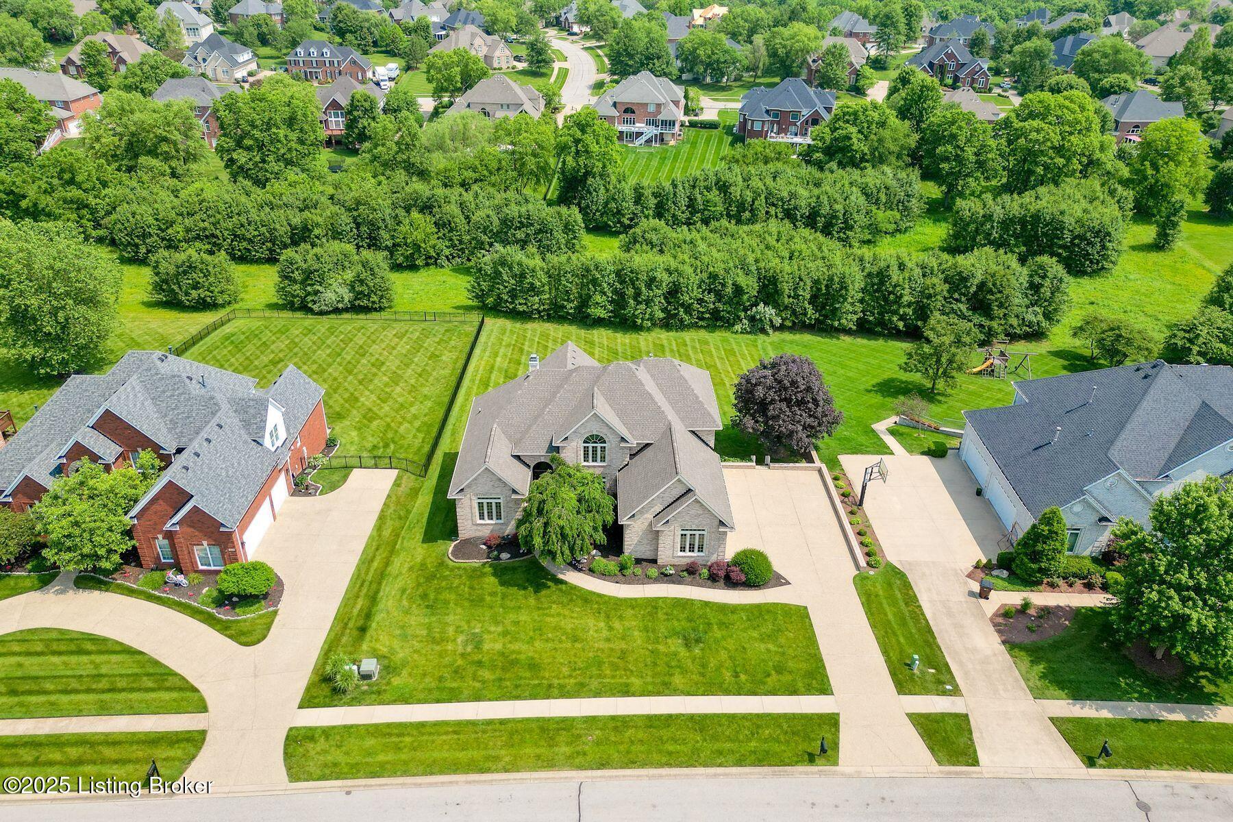 12717 Crestmoor Cir