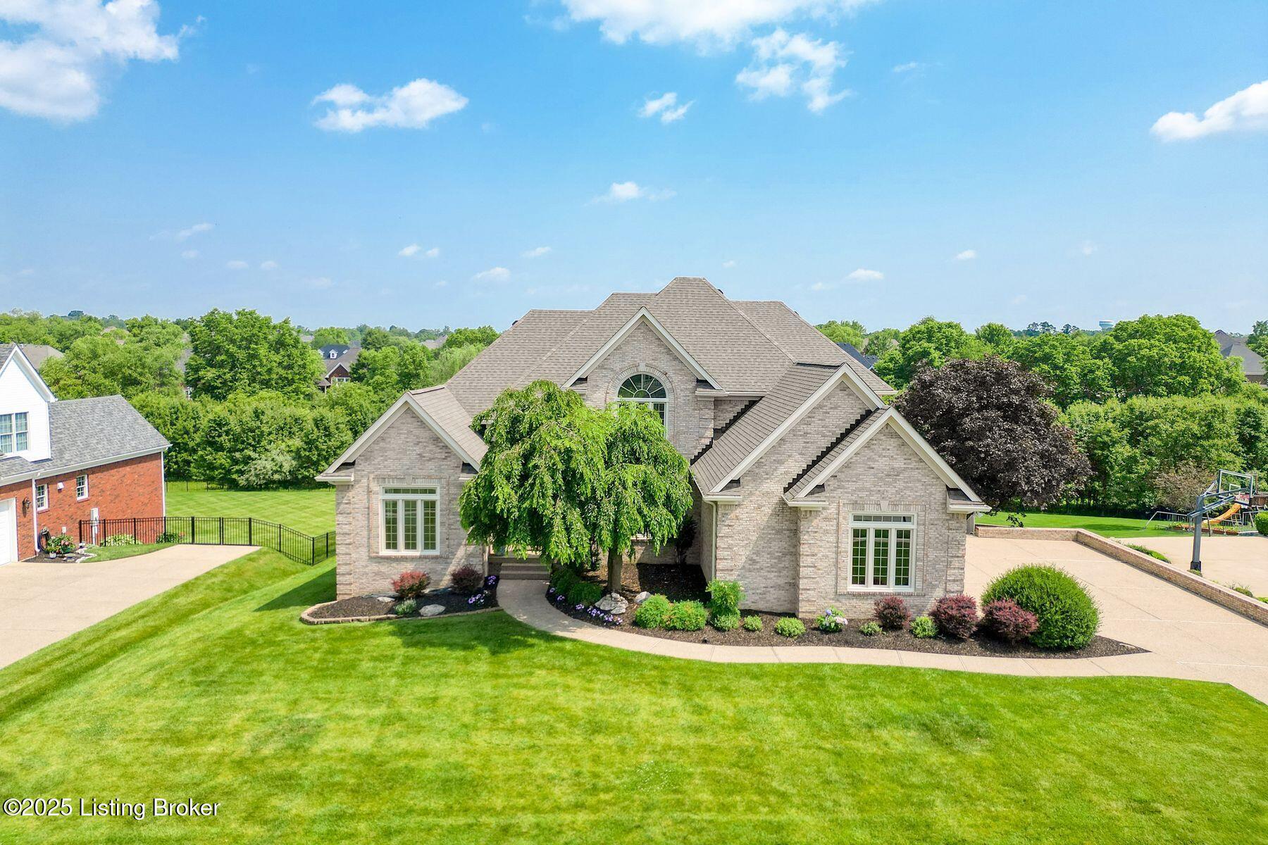 12717 Crestmoor Cir