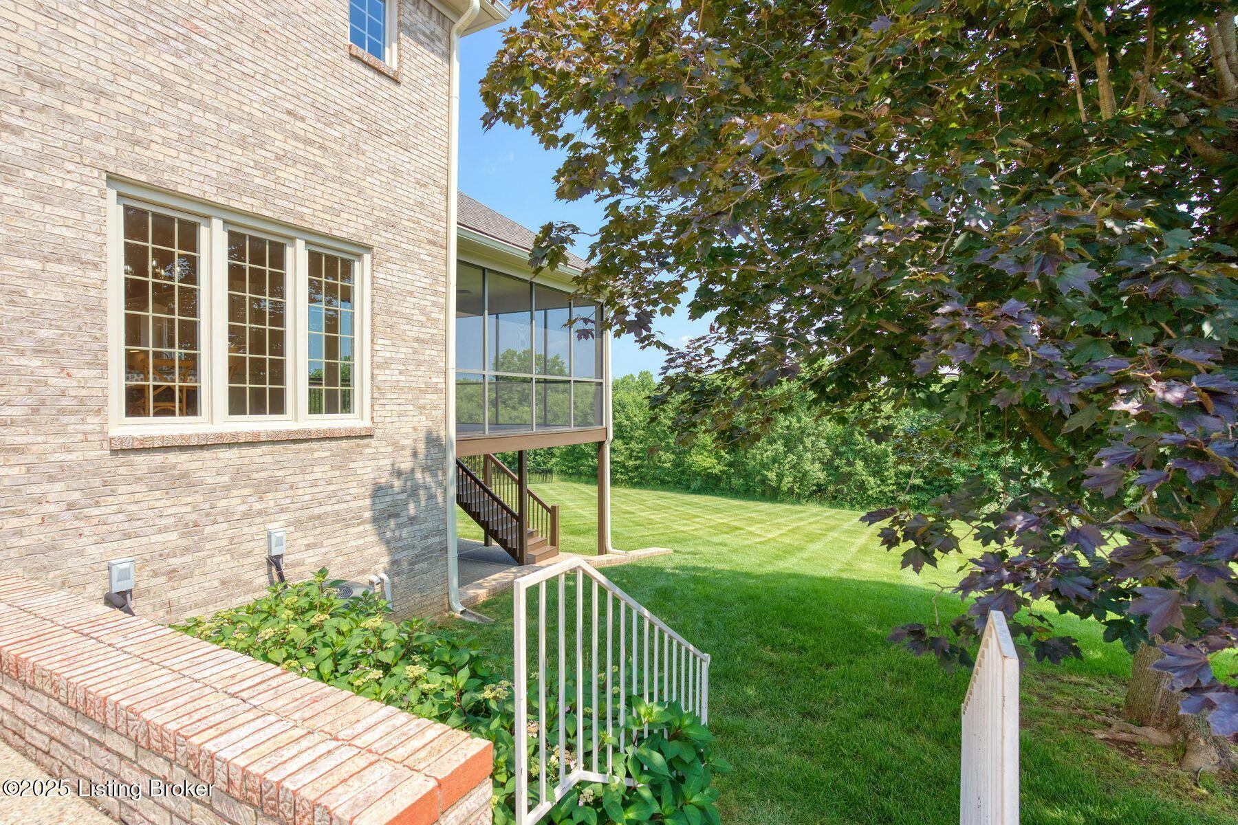 12717 Crestmoor Cir