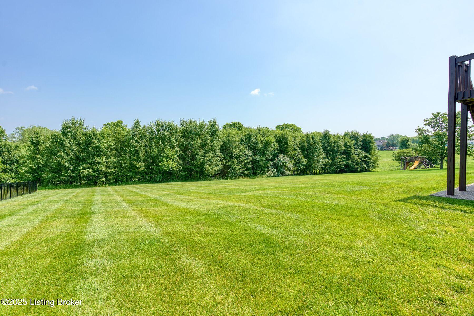 12717 Crestmoor Cir