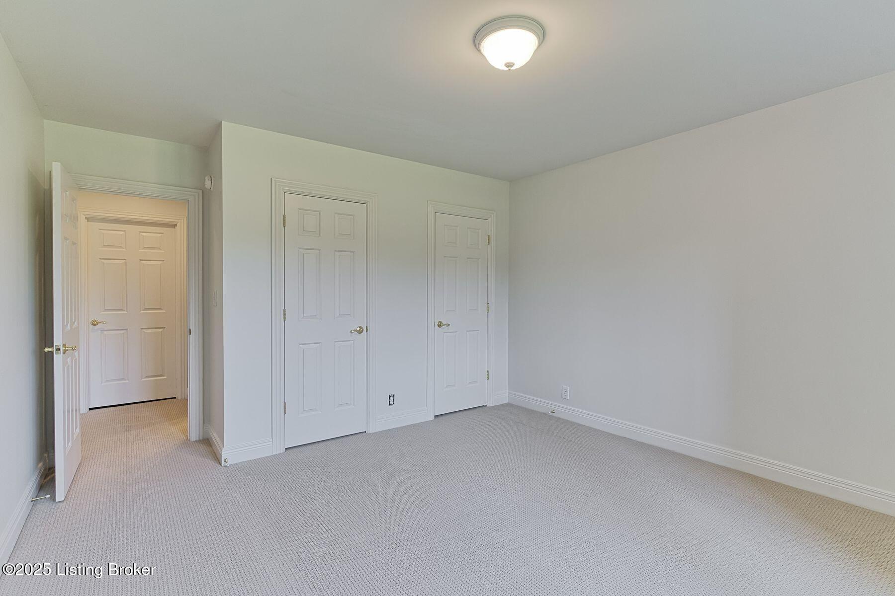 12717 Crestmoor Cir
