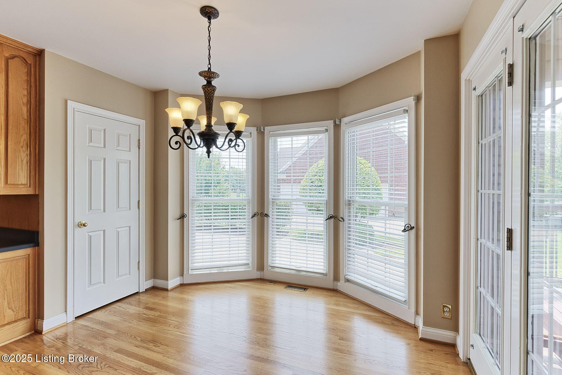 12521 Ridgemoor Dr