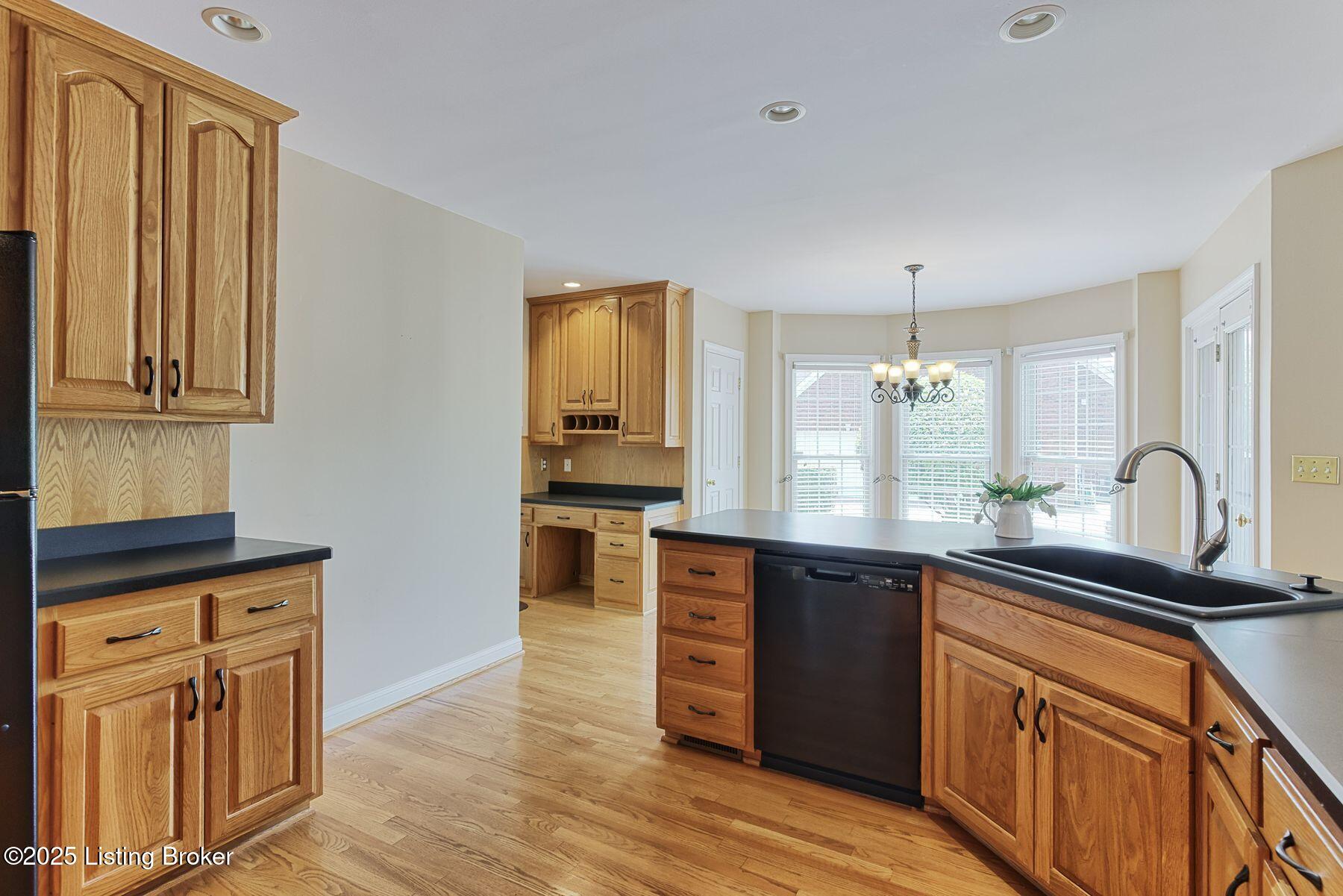 12521 Ridgemoor Dr