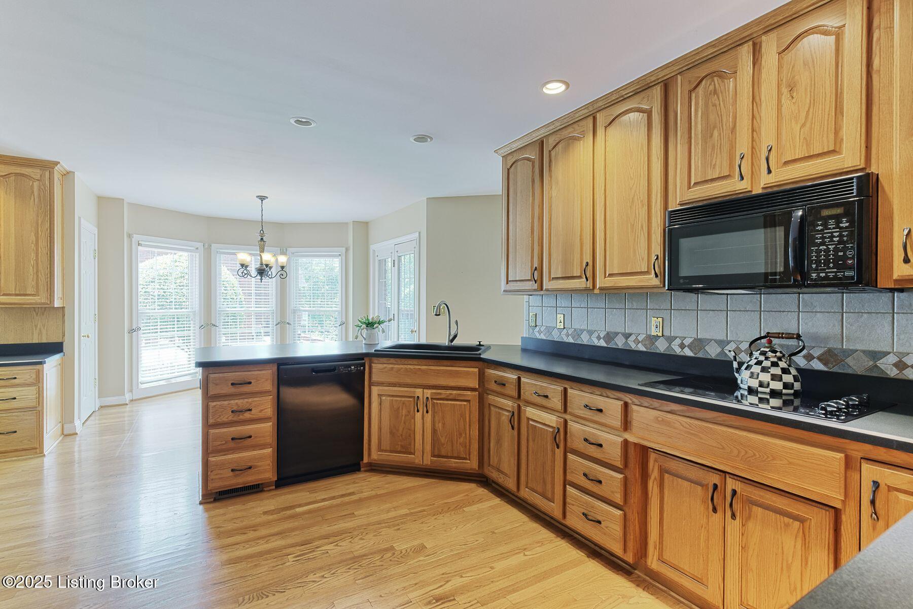 12521 Ridgemoor Dr