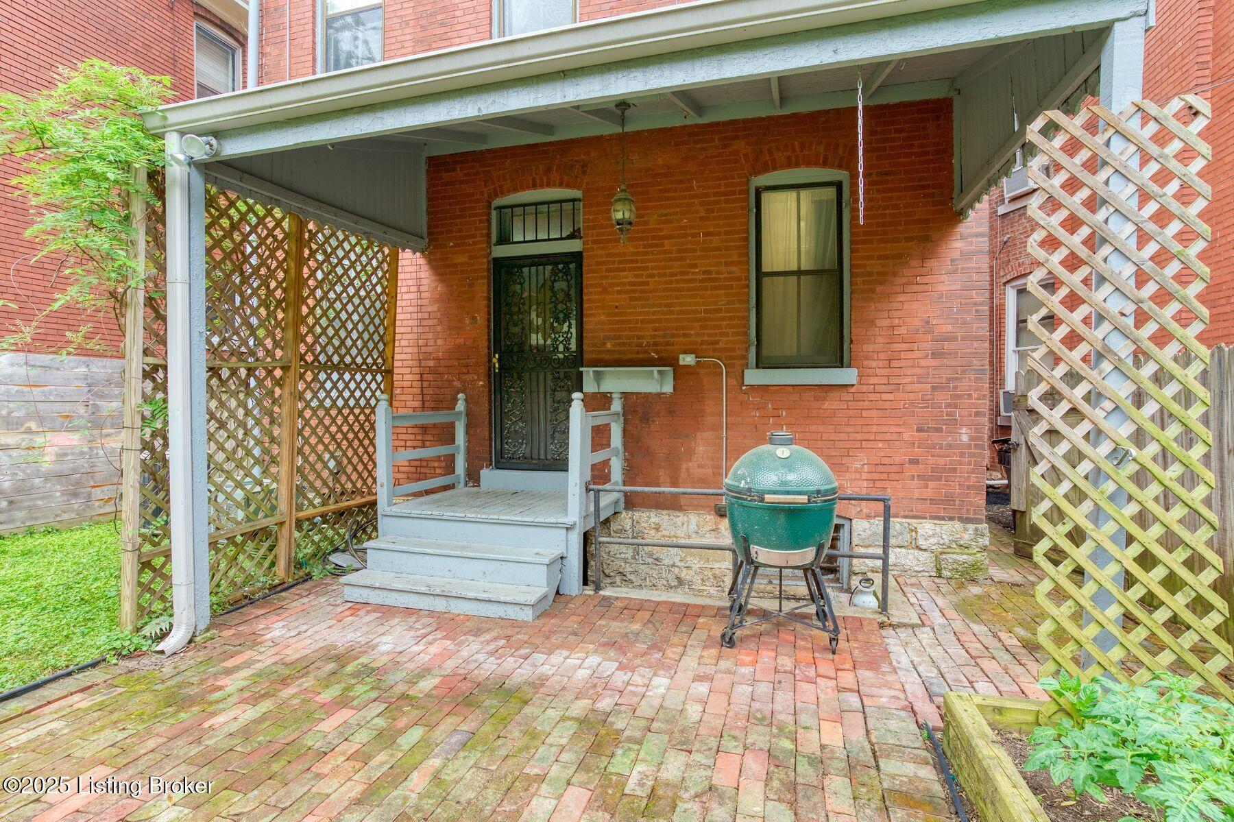 1331 Highland Ave