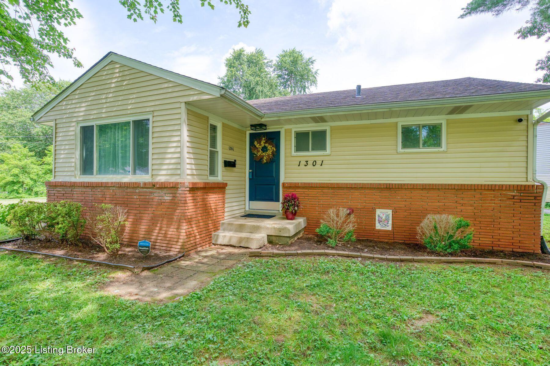 1301 Mark Trail Rd