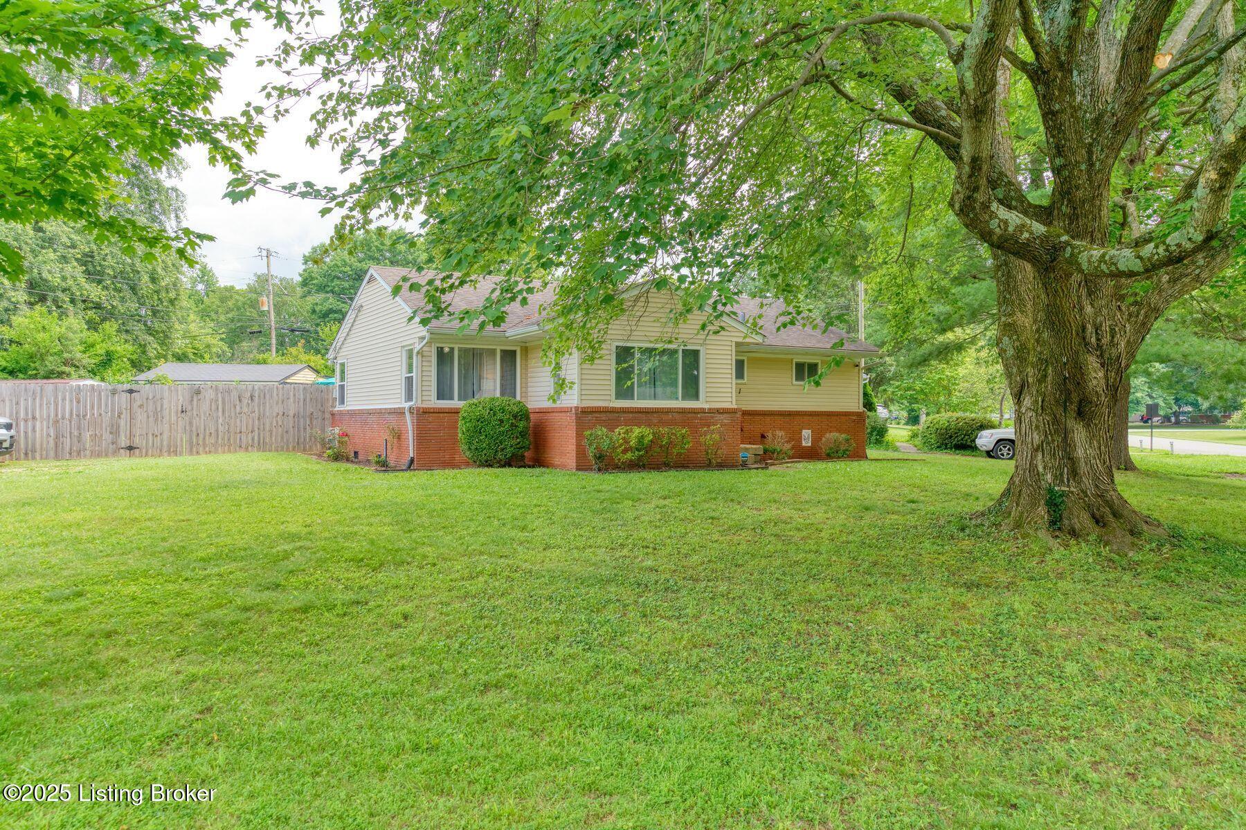 1301 Mark Trail Rd