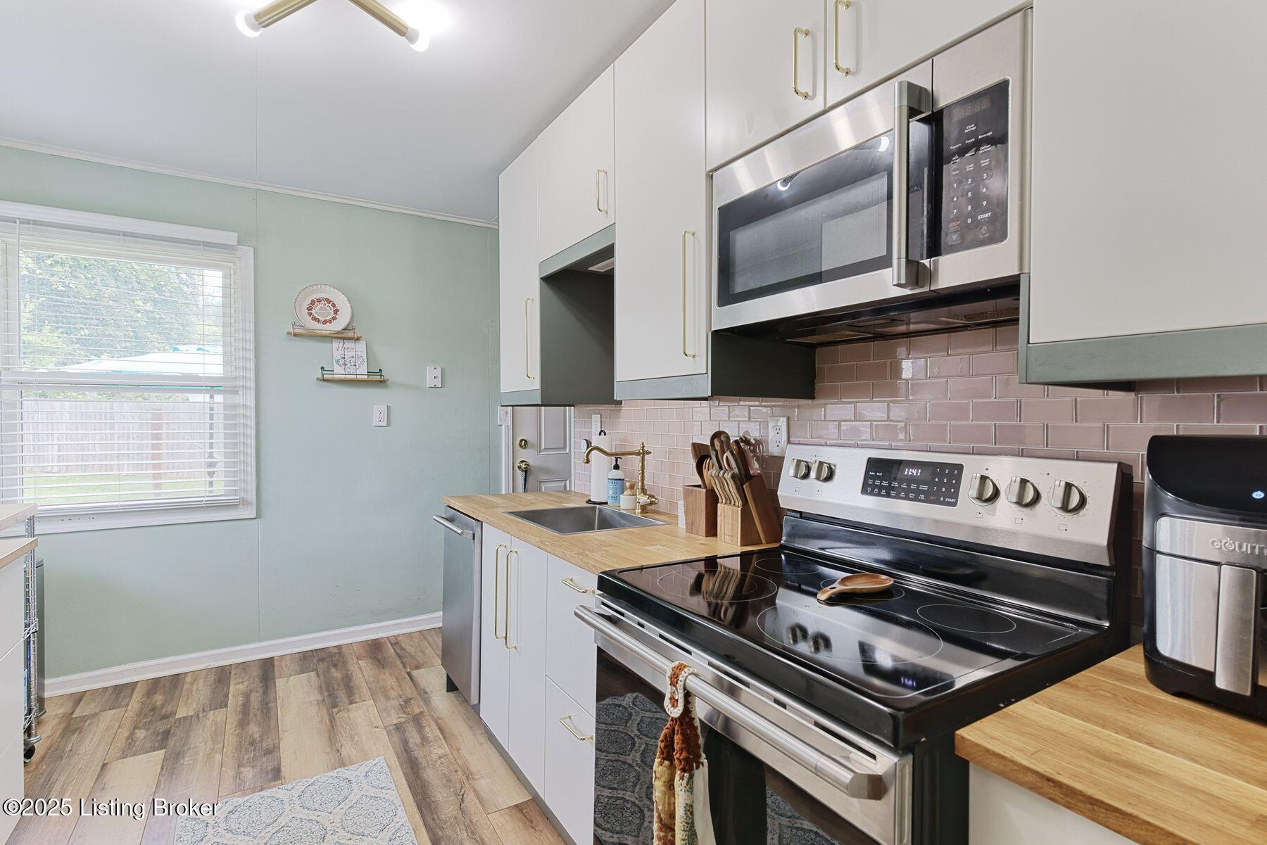 1301 Mark Trail Rd