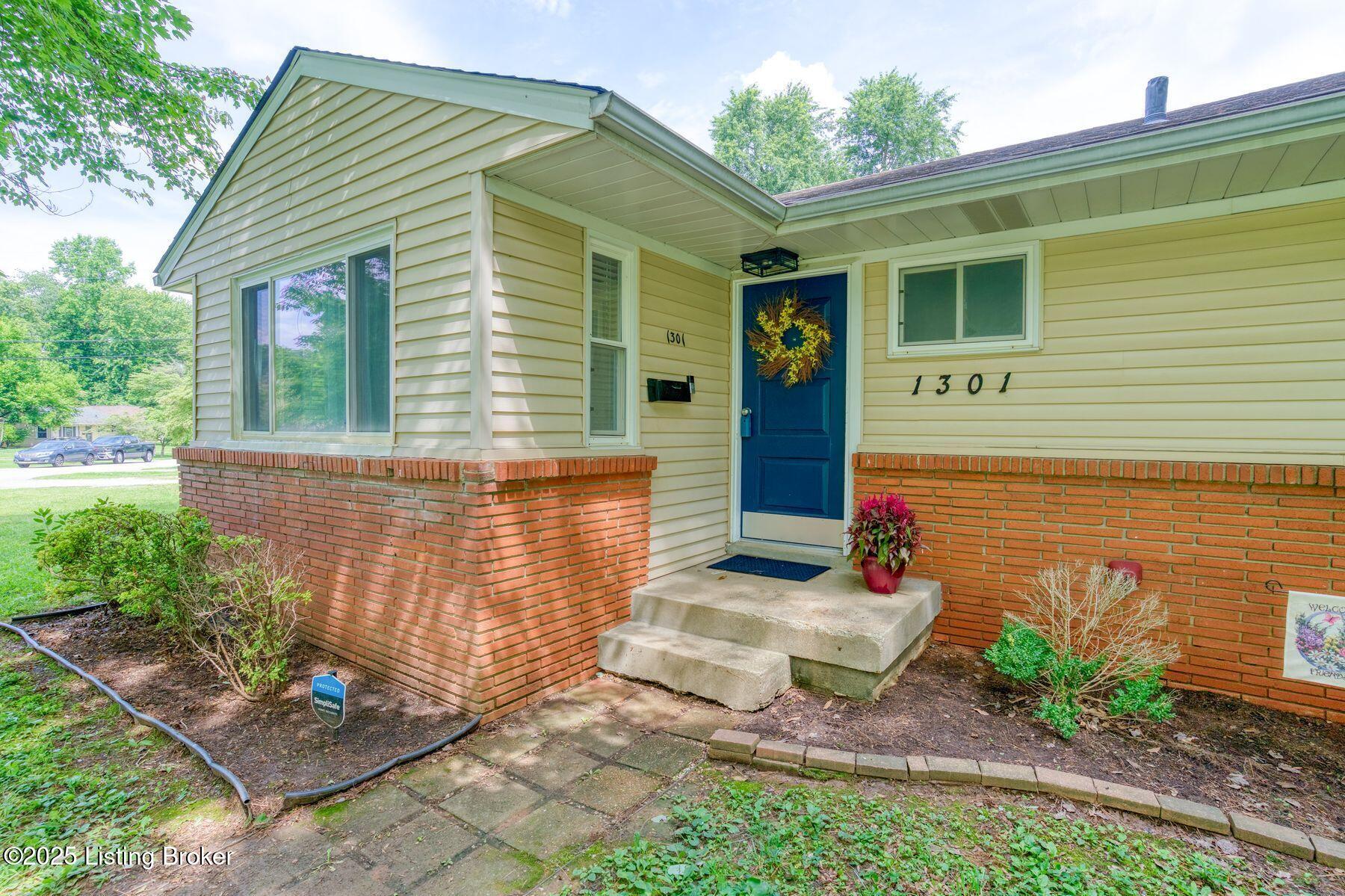 1301 Mark Trail Rd