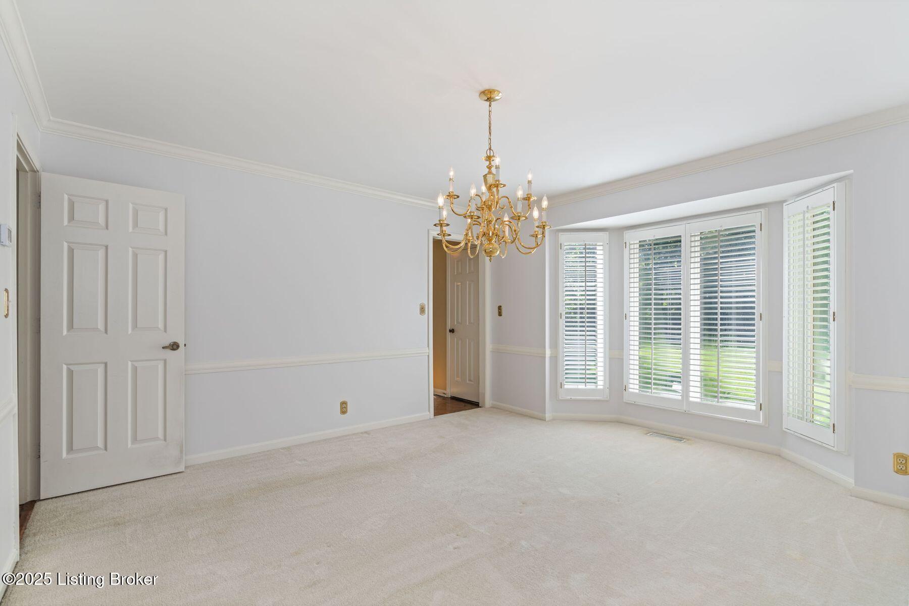 163 Ridgewood Dr
