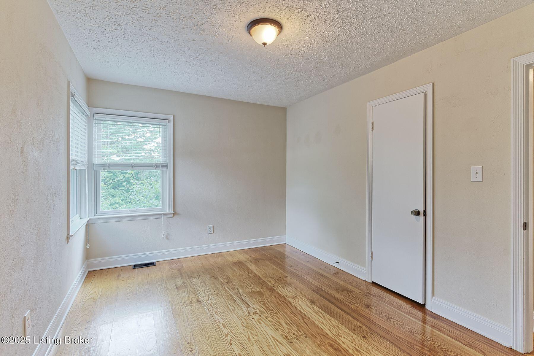 1428 Falcon Dr