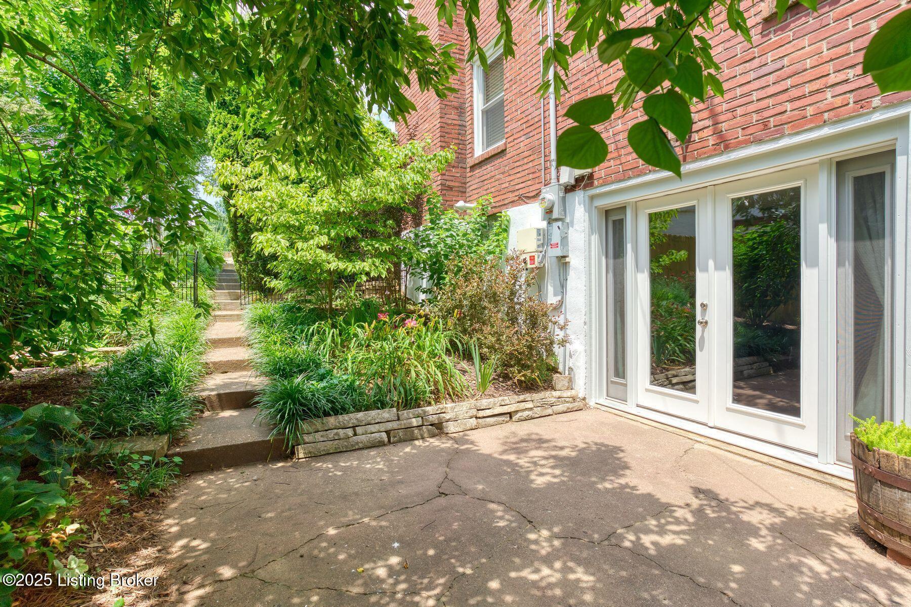1428 Falcon Dr