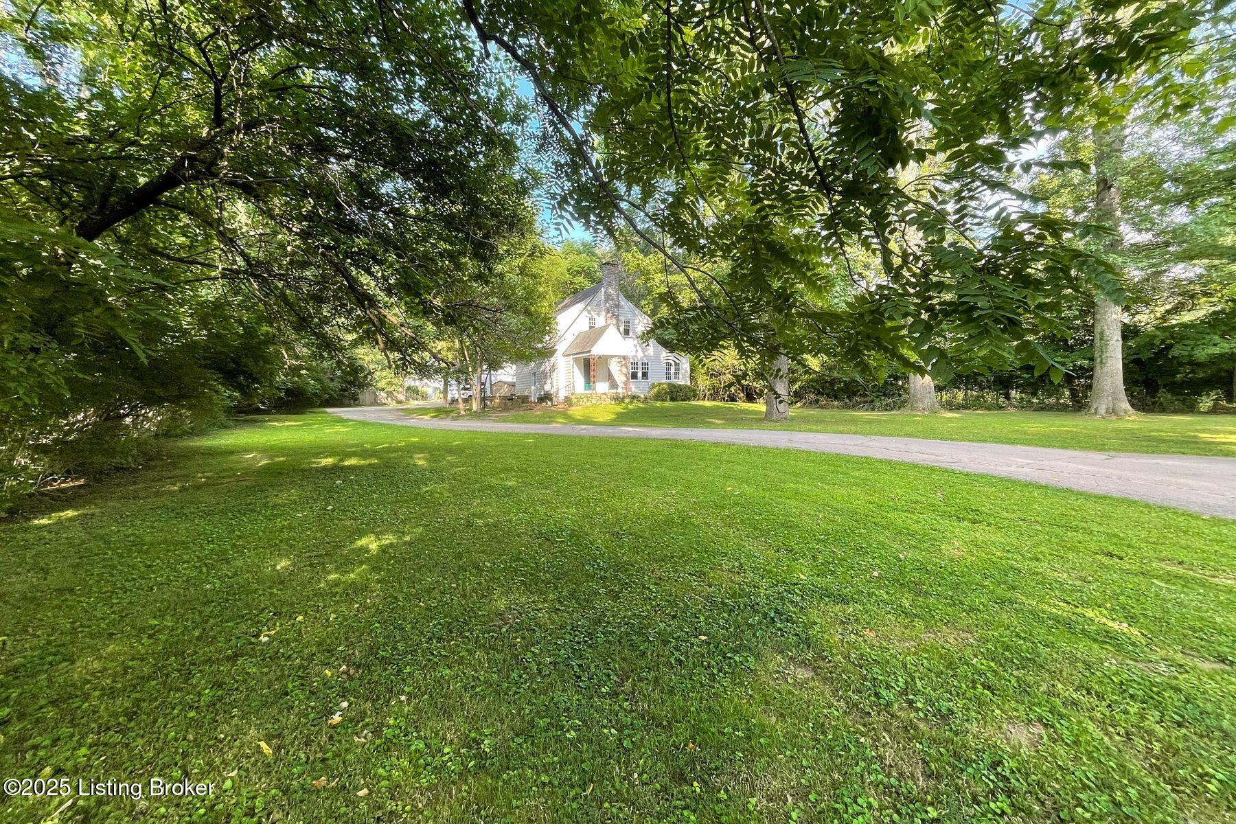 907 Glenbrook Rd