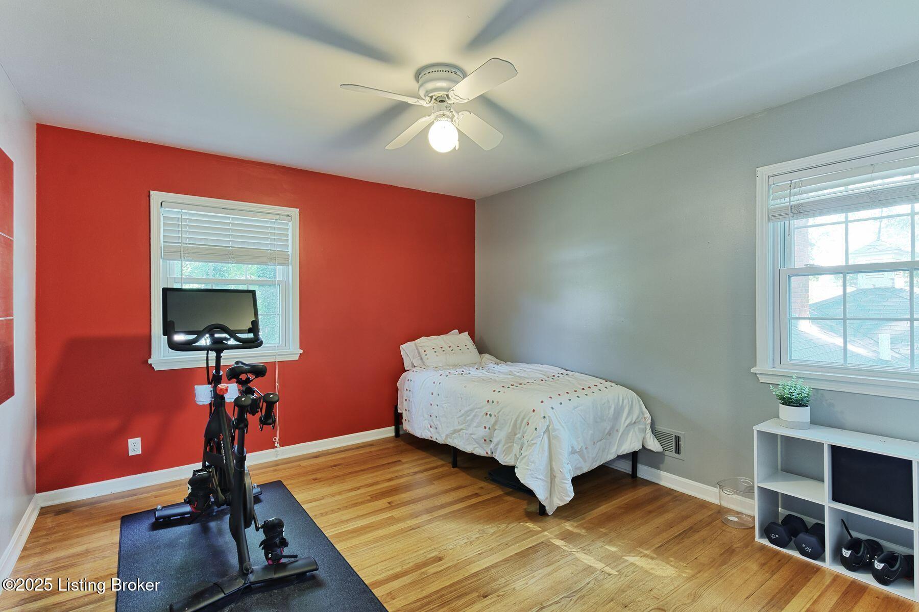 1007 Girard Dr