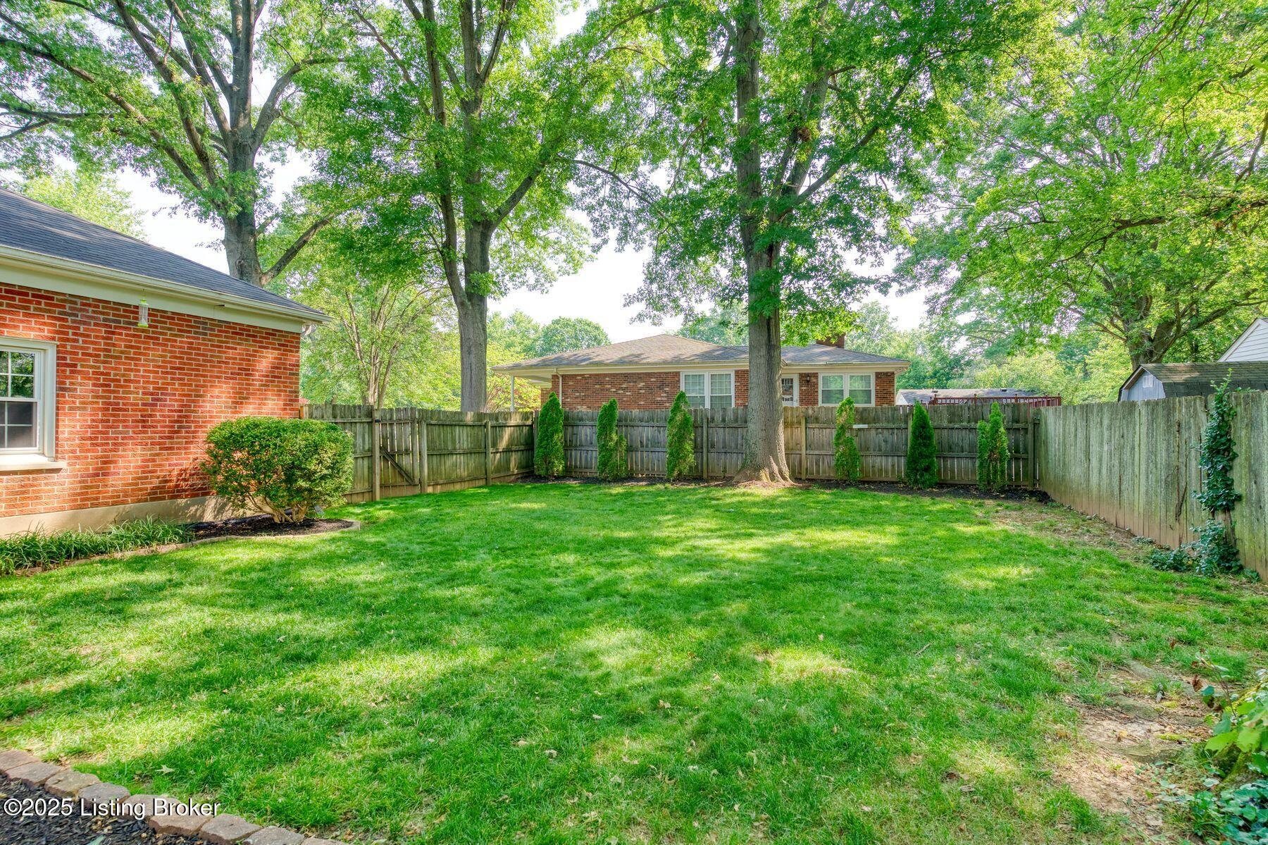 1007 Girard Dr