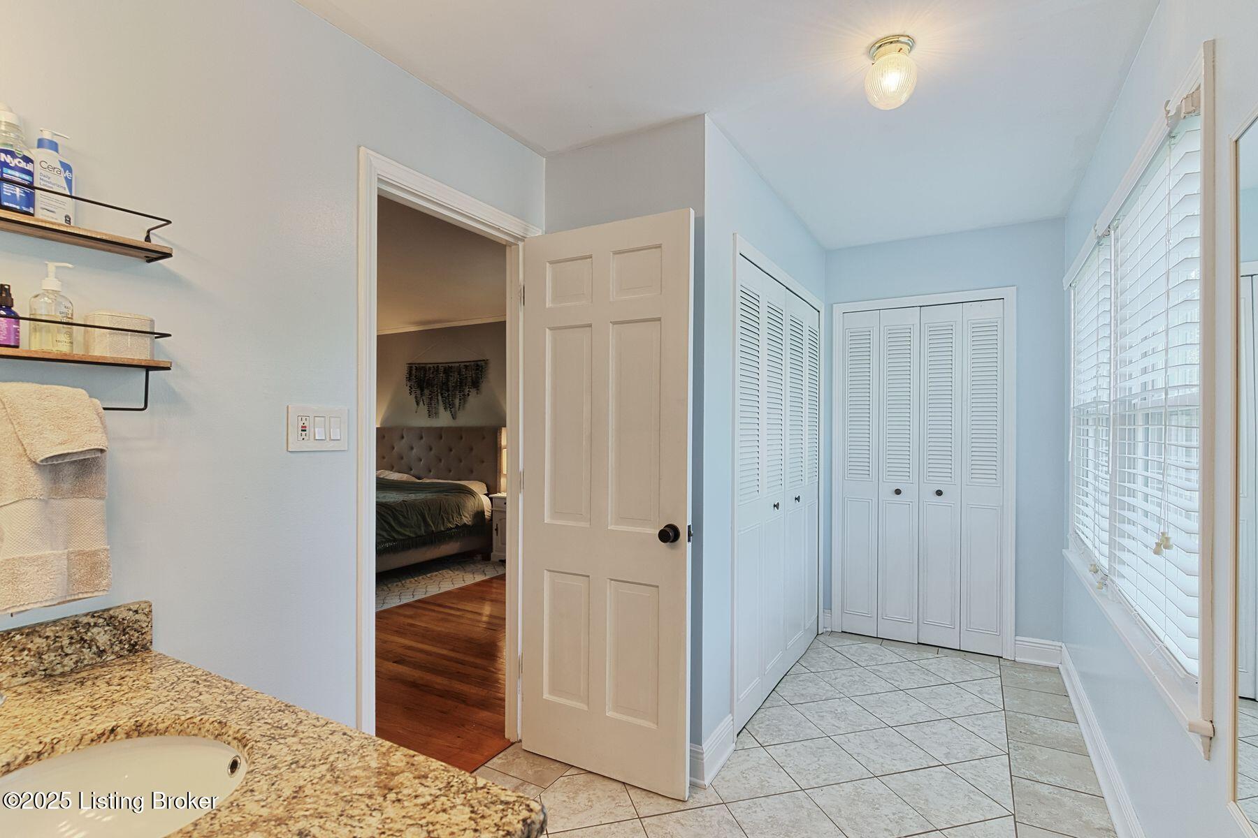 1007 Girard Dr