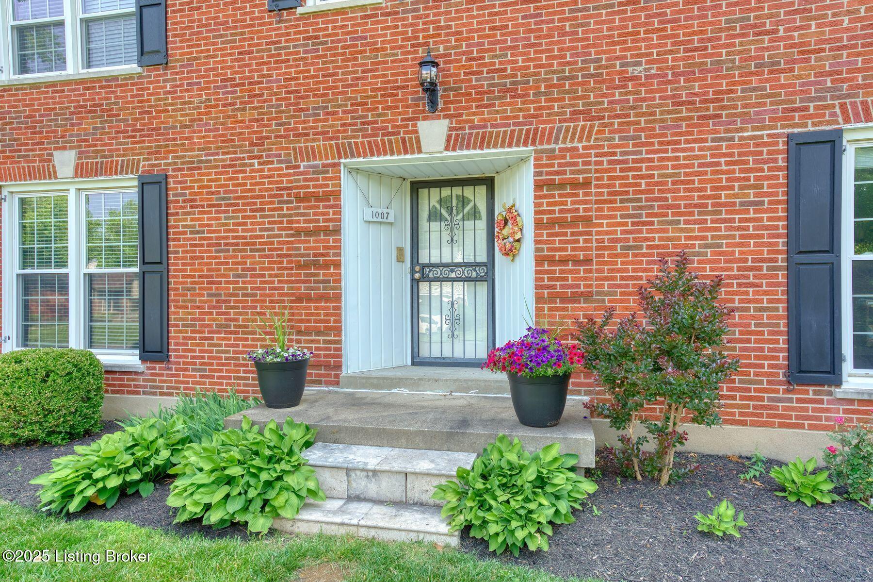 1007 Girard Dr