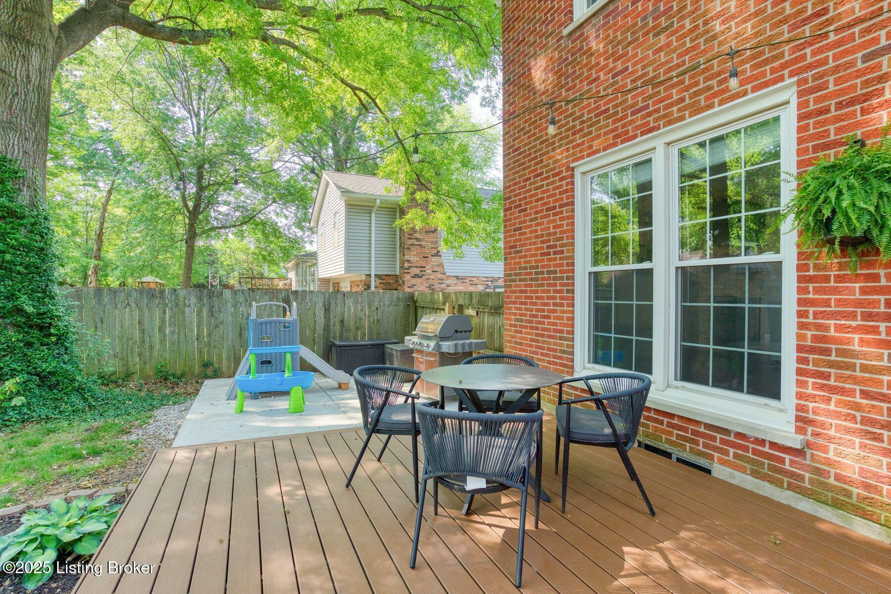 1007 Girard Dr