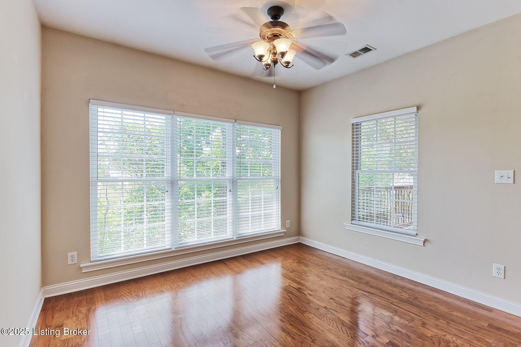 14518 Lake Village Dr 4B