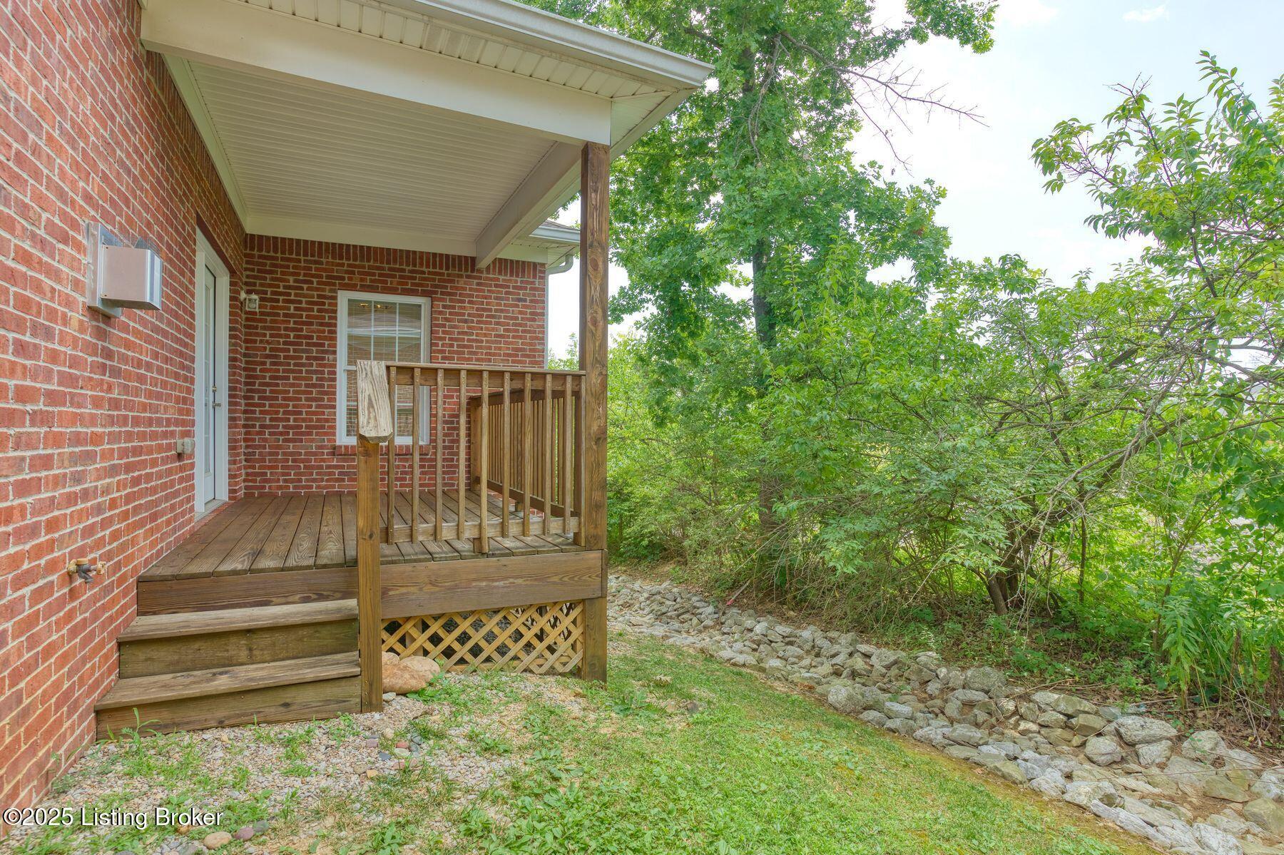 14518 Lake Village Dr 4B