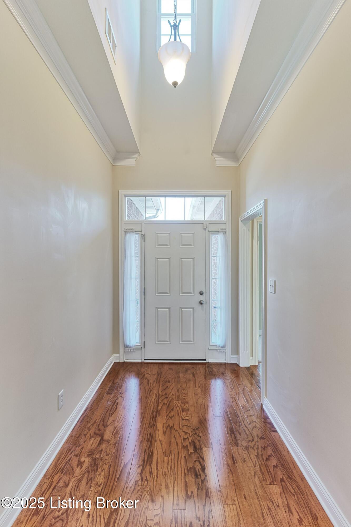 14518 Lake Village Dr 4B