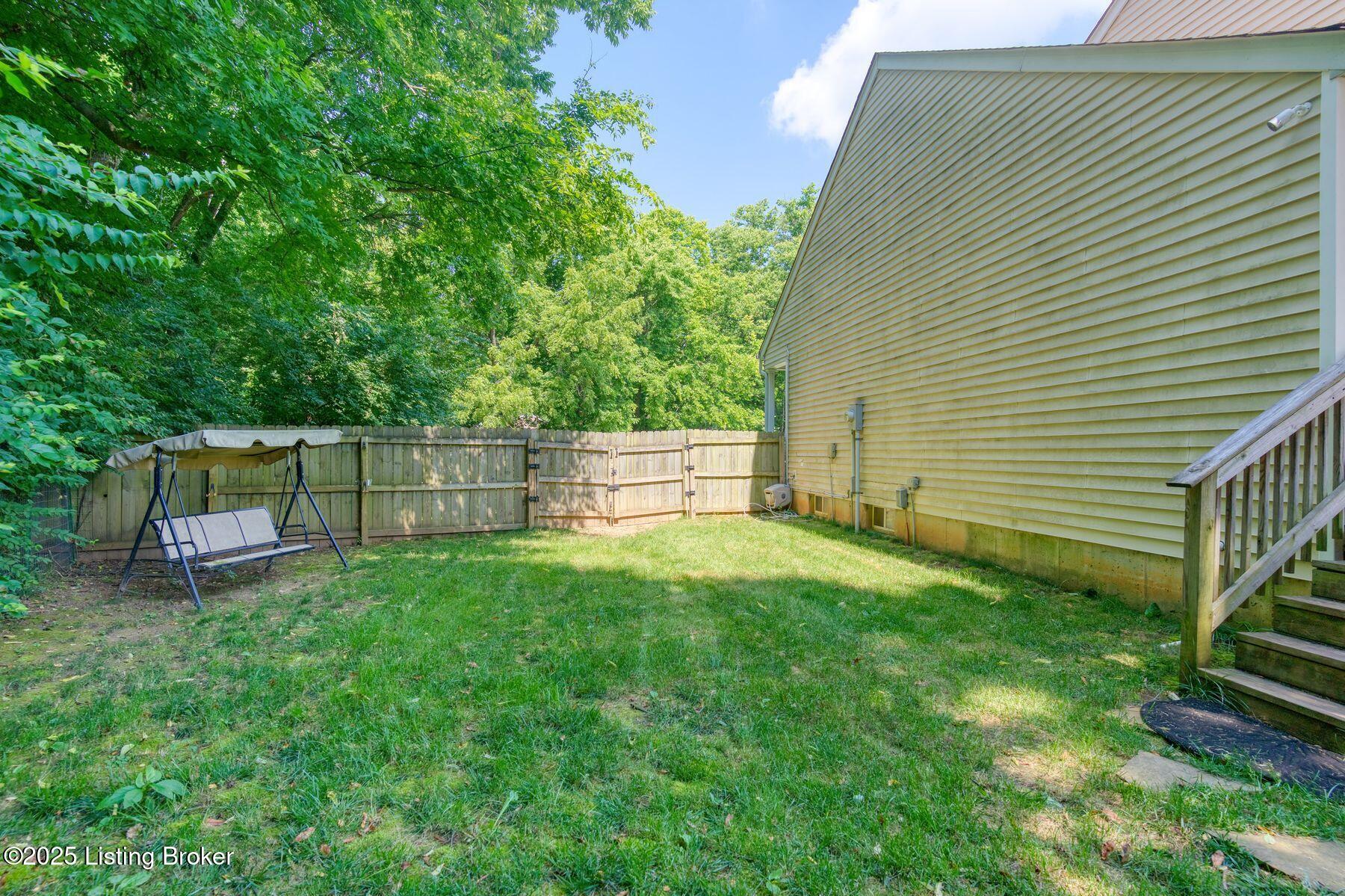 4704 Peach Meadow Dr