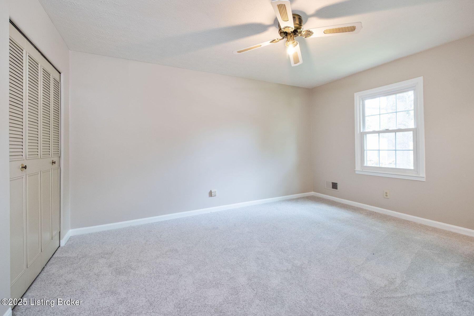 2409 Hayward Rd