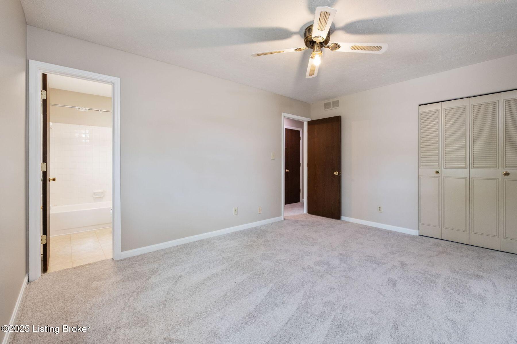 2409 Hayward Rd